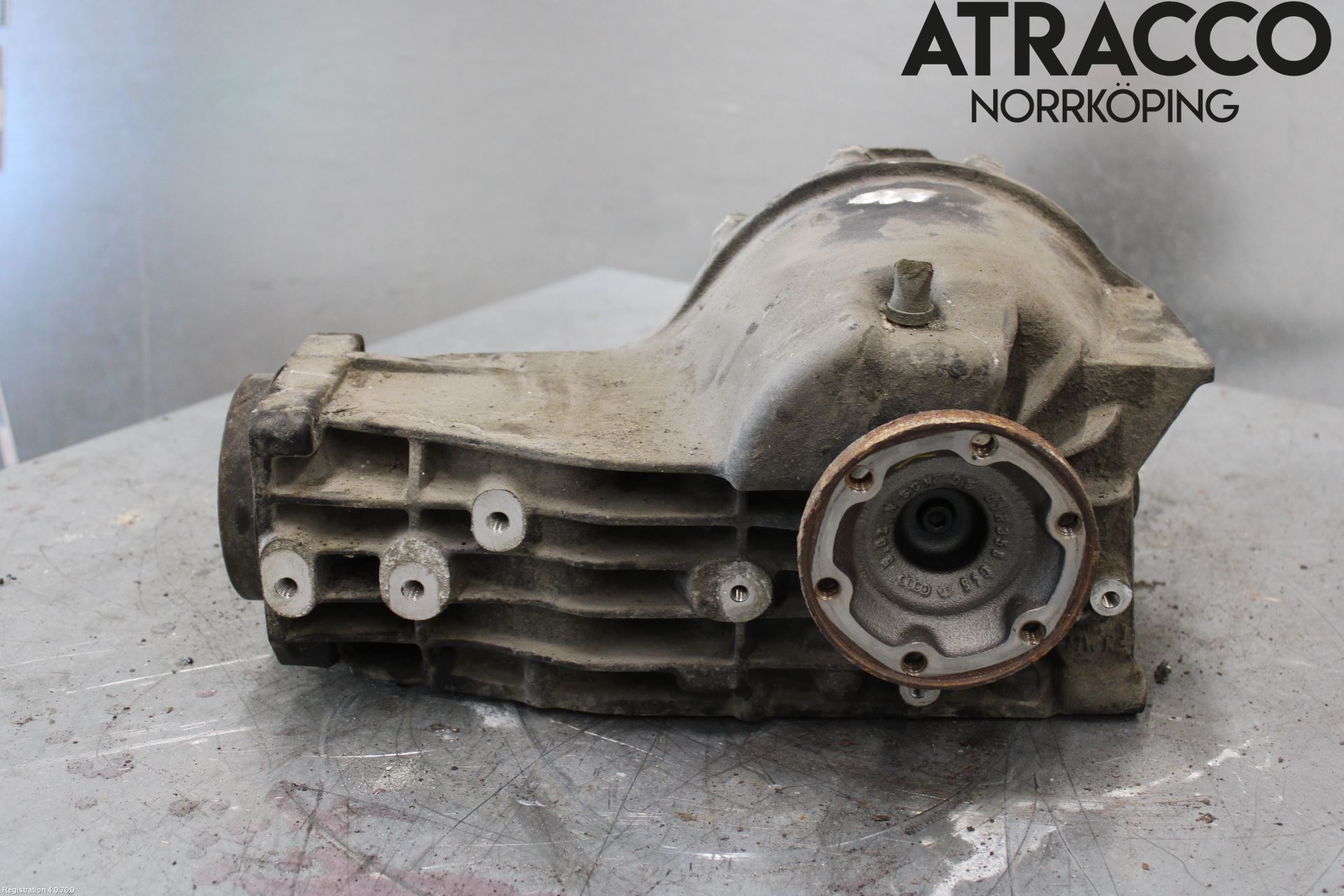 Audi A8/S8 4E  02-09 Bakaksel Kardang Bak -Diff