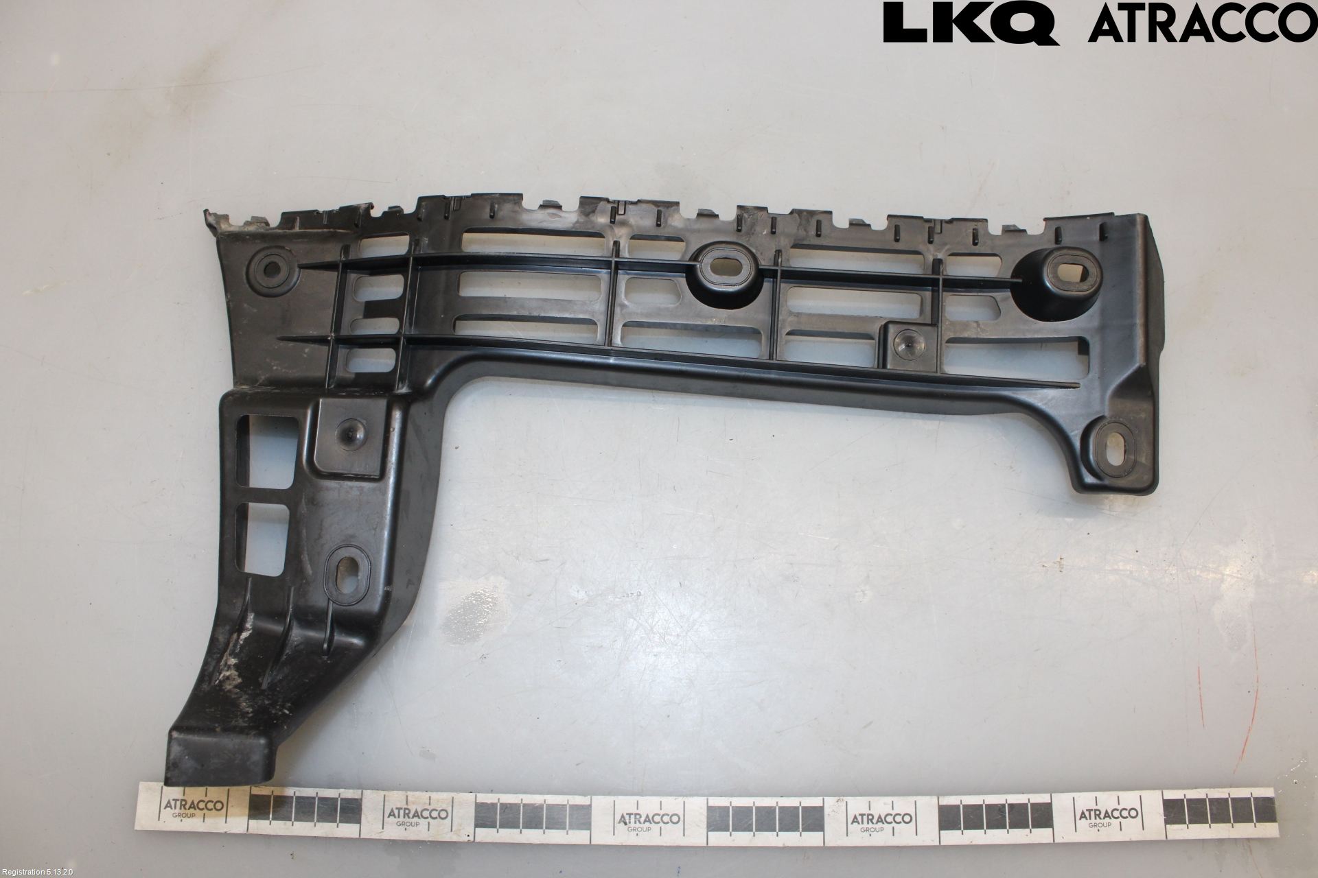 Volkswagen VW CADDY 16-20 Støtfangerfeste Bak Høyre