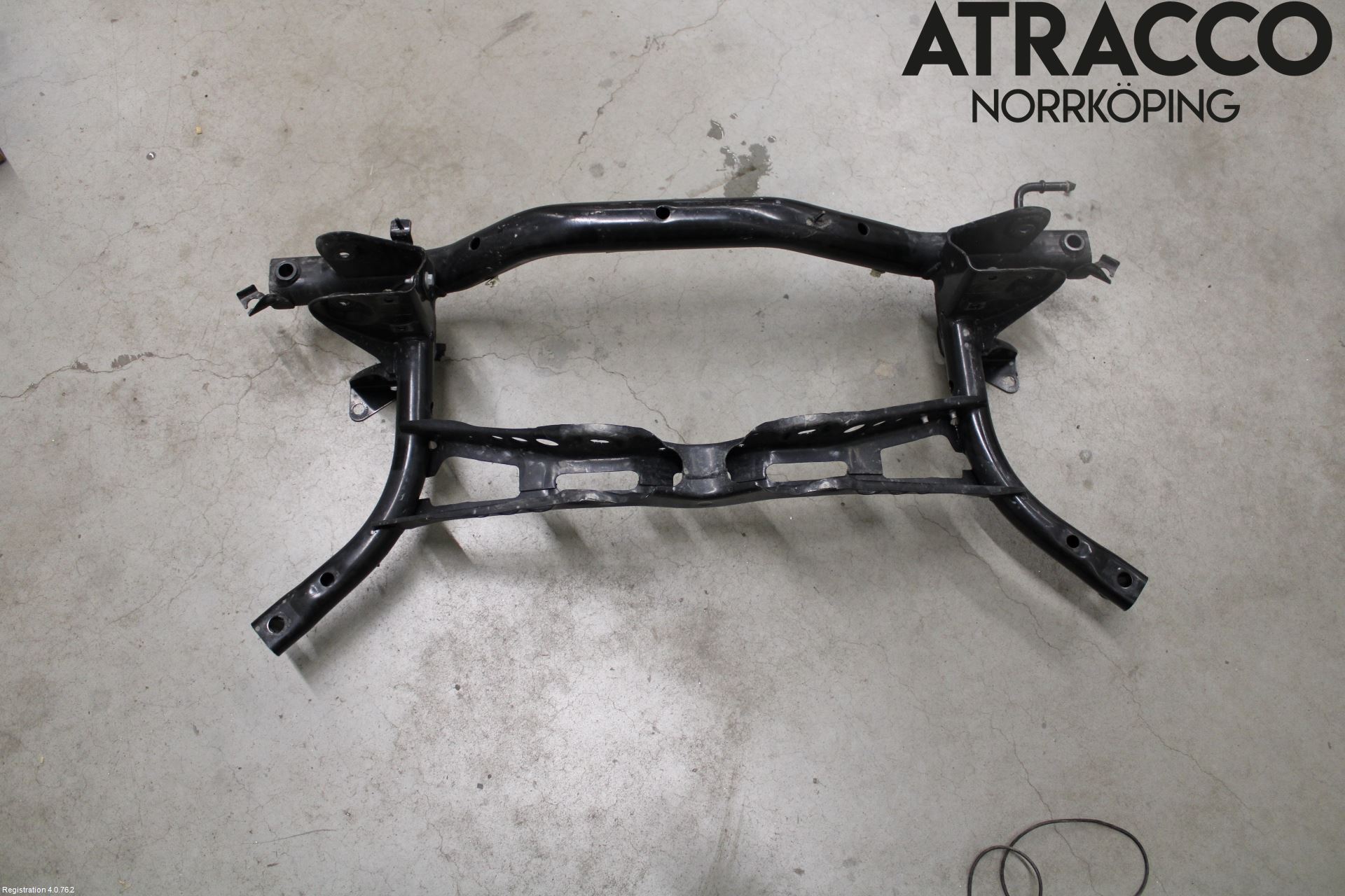 Audi A3/S3 8Y 21- Bakaksel Feste Travers-Ramme