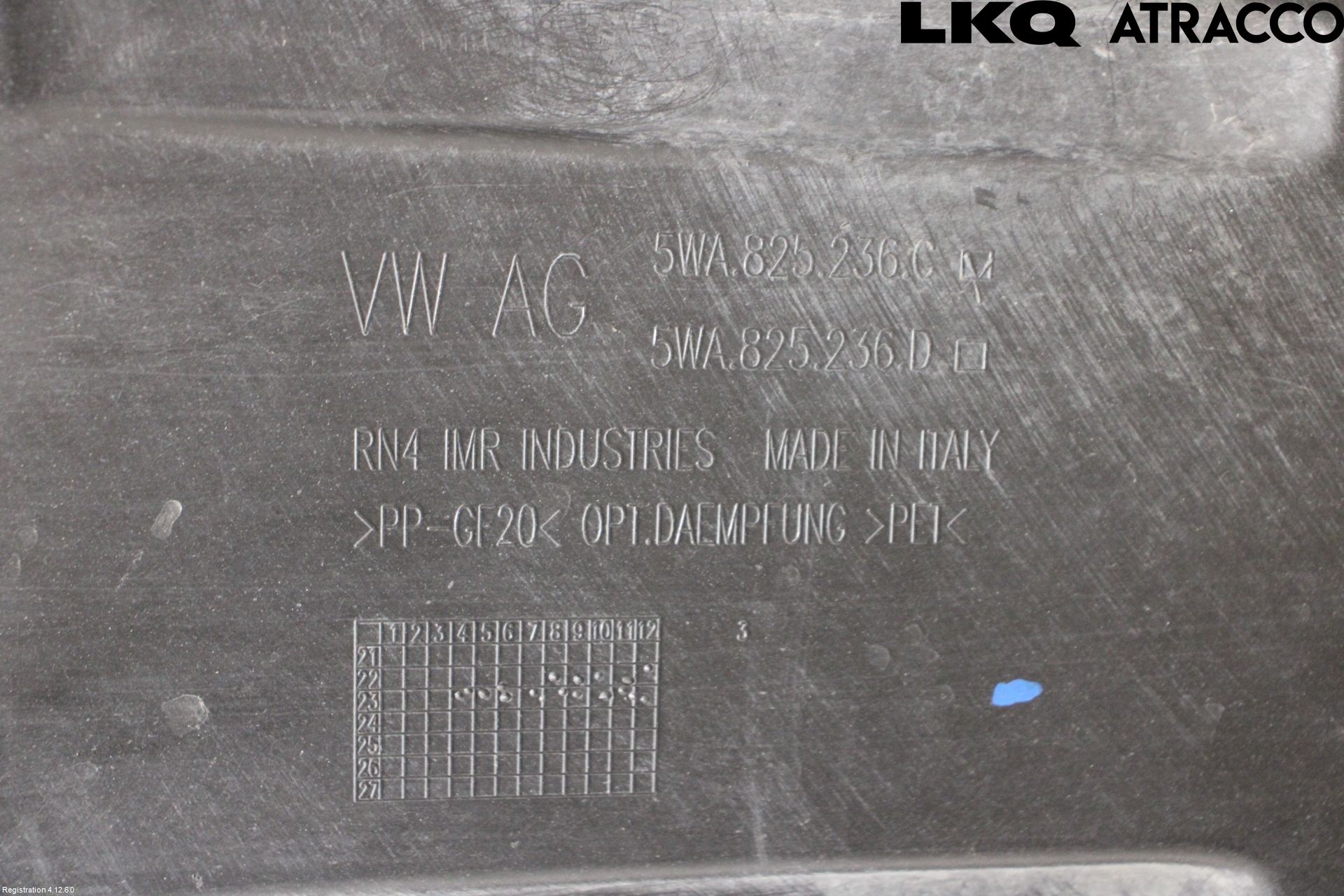 Volkswagen VW PASSAT 24- Bunnplate U Motor-Gear-Dørk