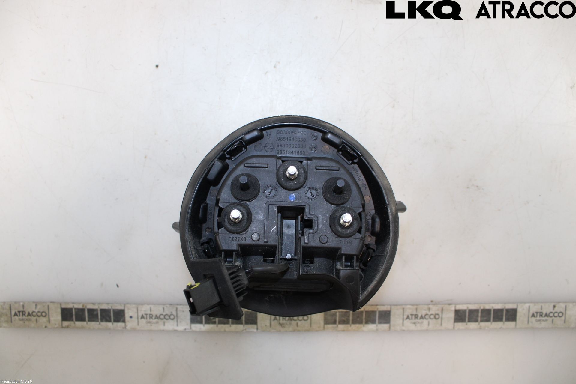 Opel CORSA F, CORSA-E 20- Bakluke Handtak Ytre
