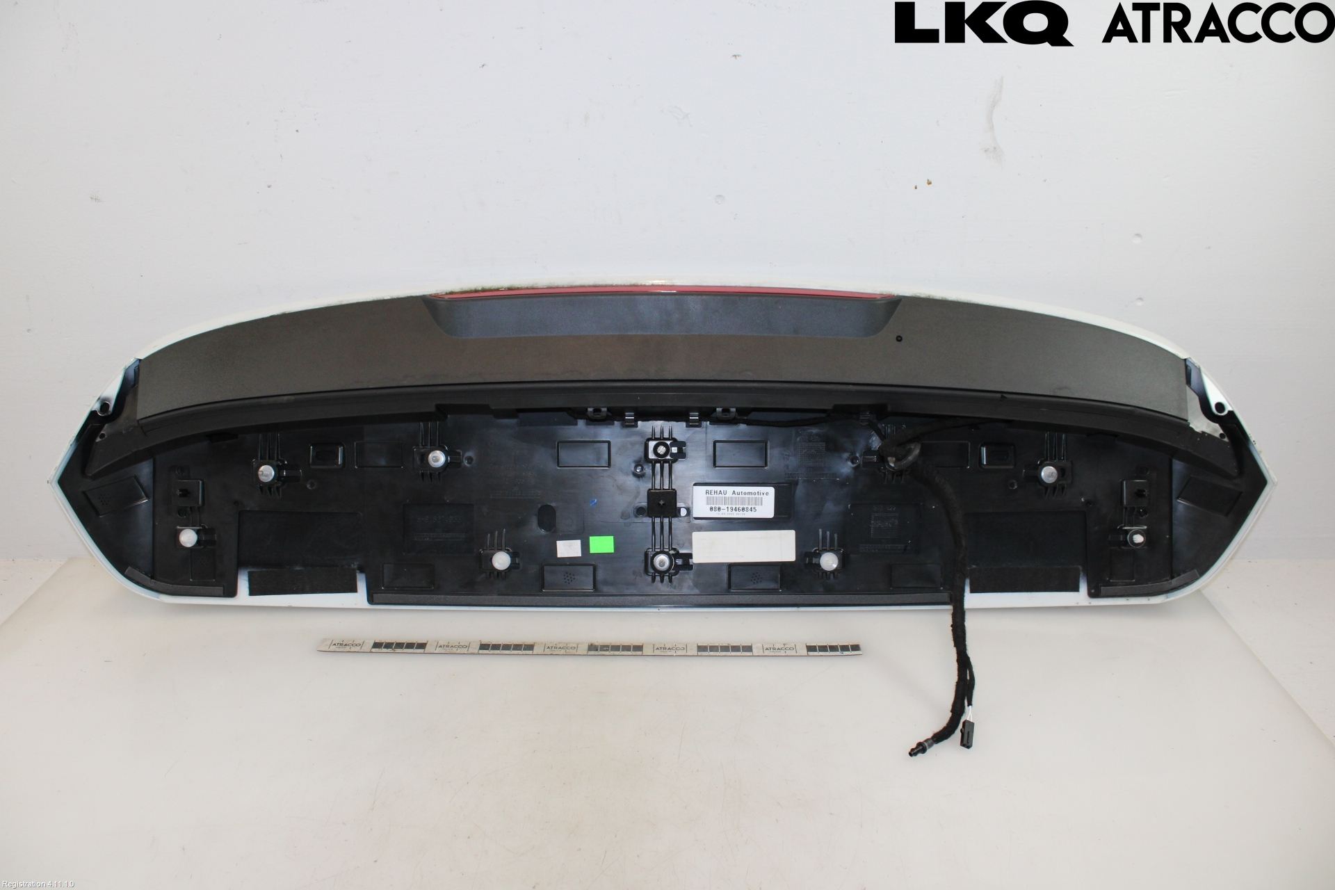 Volkswagen VW GOLF / E-GOLF VIII 20- Spoiler Bakluke