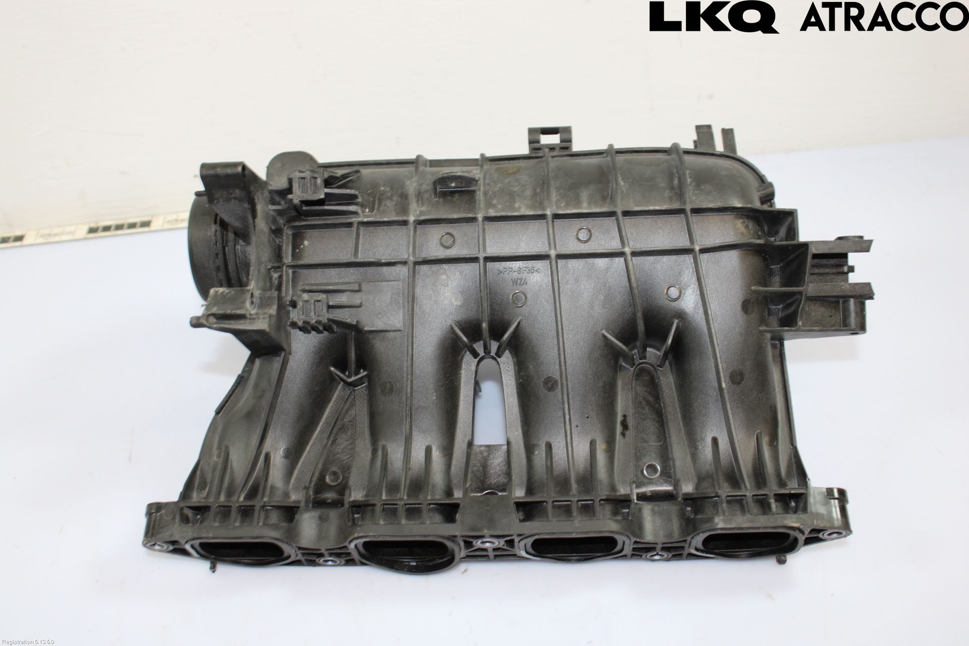Volkswagen VW PASSAT 24- Innsugningsmanifold
