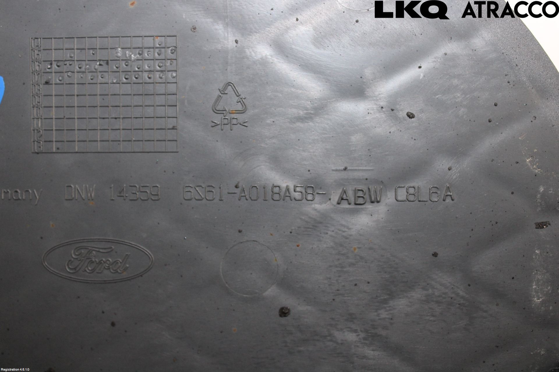 Ford FIESTA     06-08 Grilldel Midt