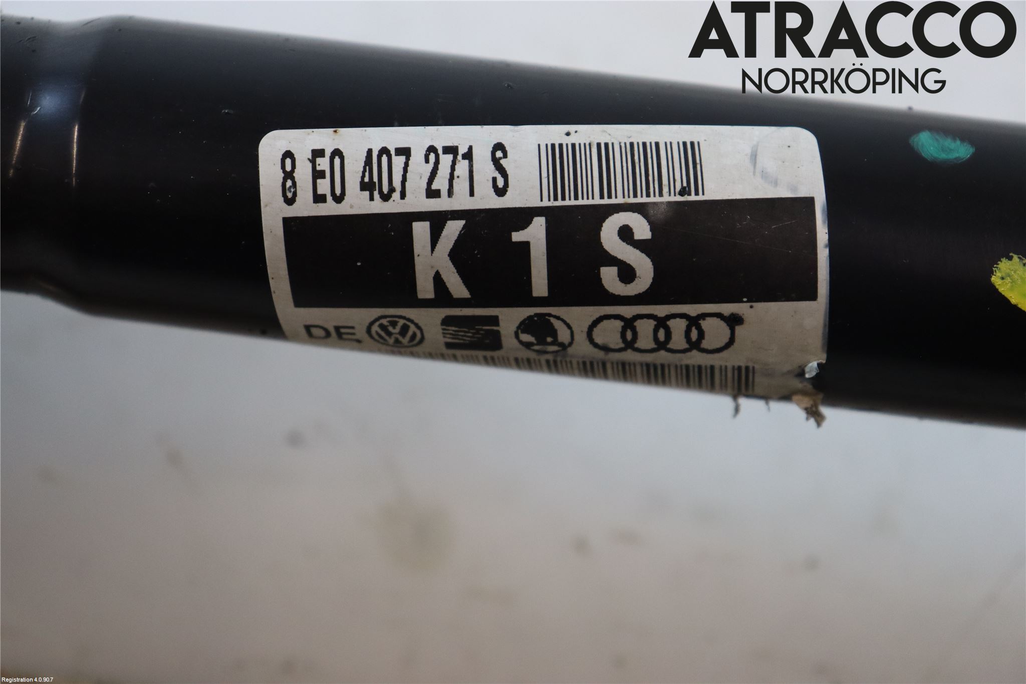 Audi A4/S4 01-05 Drivaksel Foran Kompl Venstre