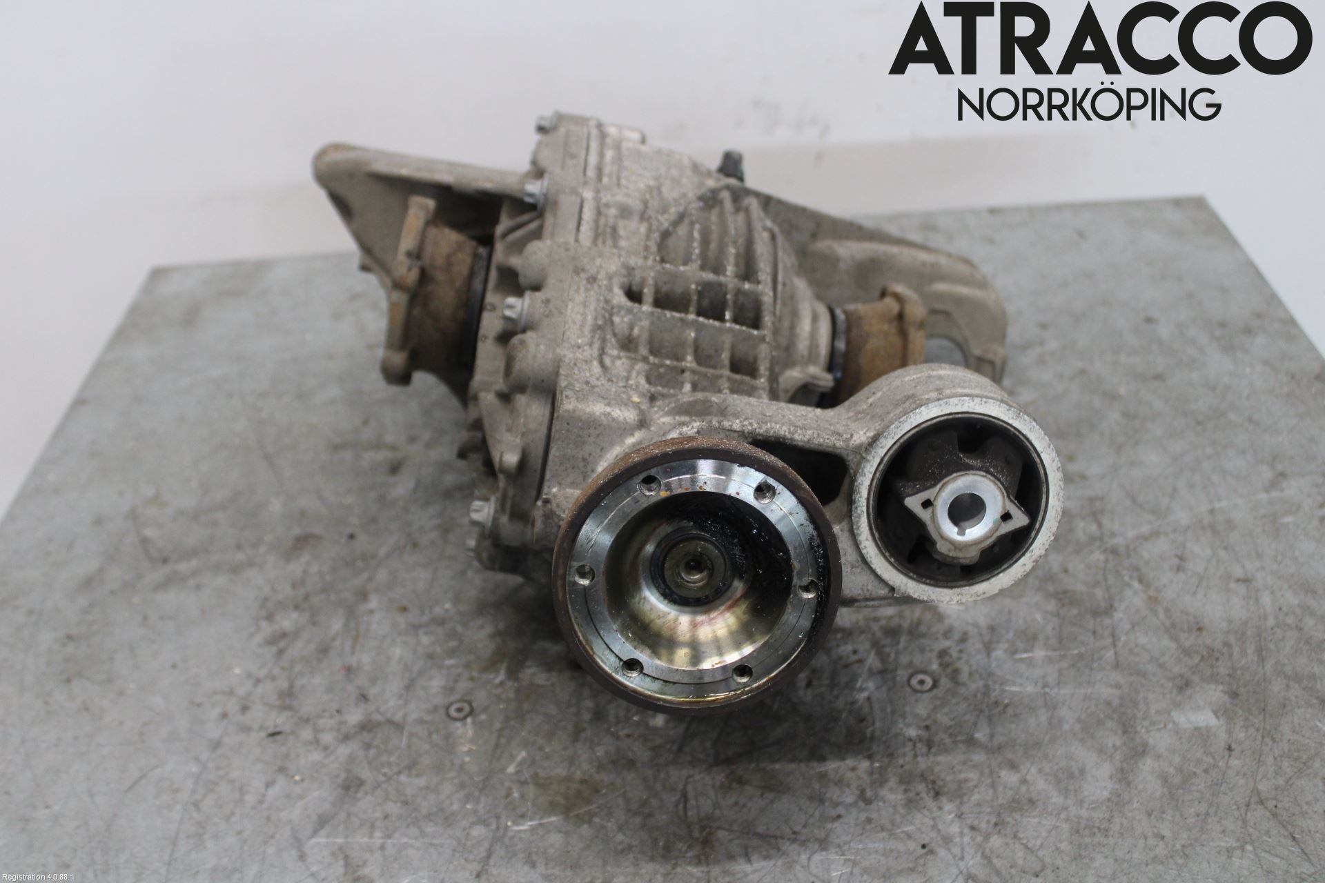 Volkswagen VW TOUAREG CR 18- Bakaksel Kardang Bak -Diff