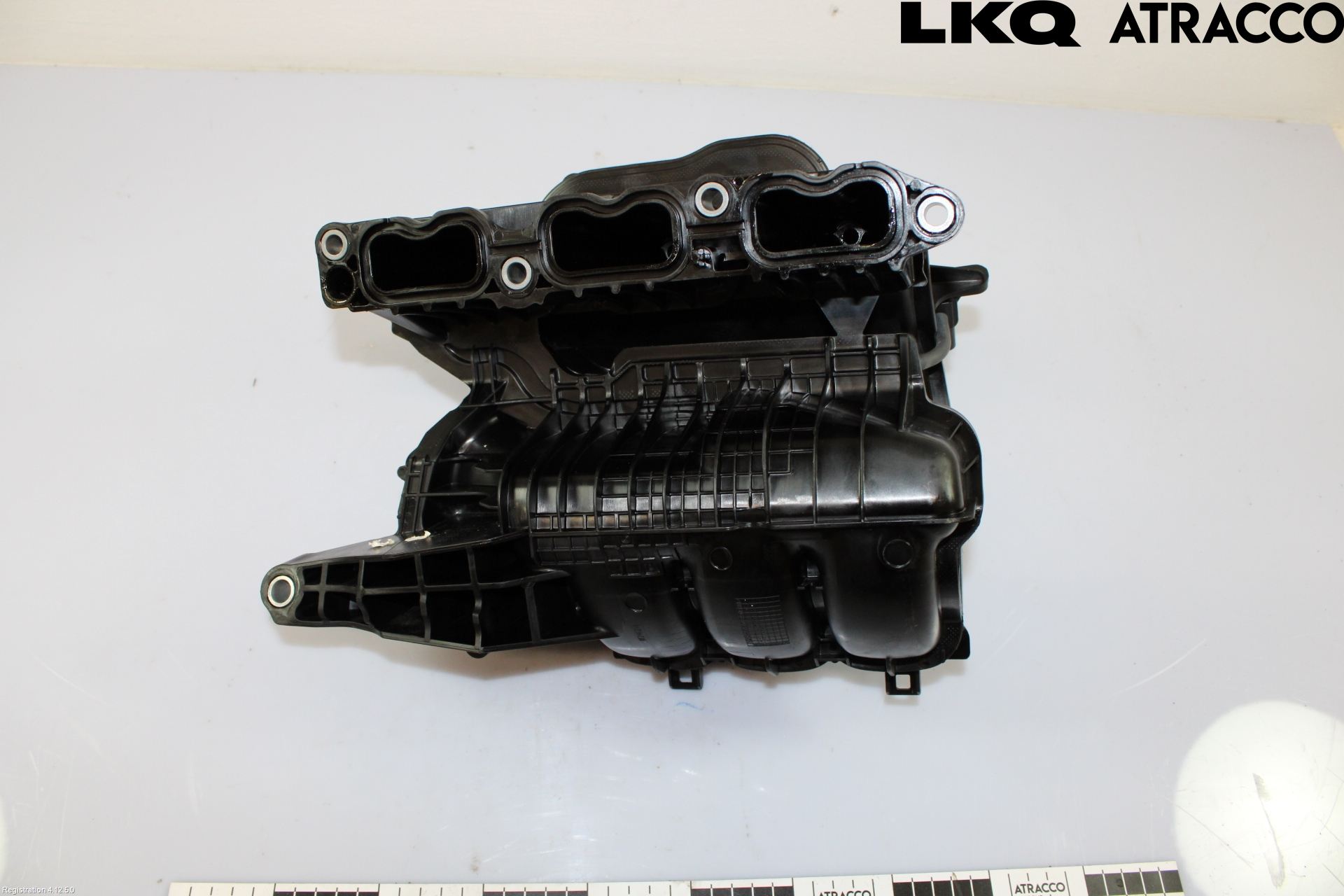 Toyota YARIS XP21 20- Innsugningsmanifold