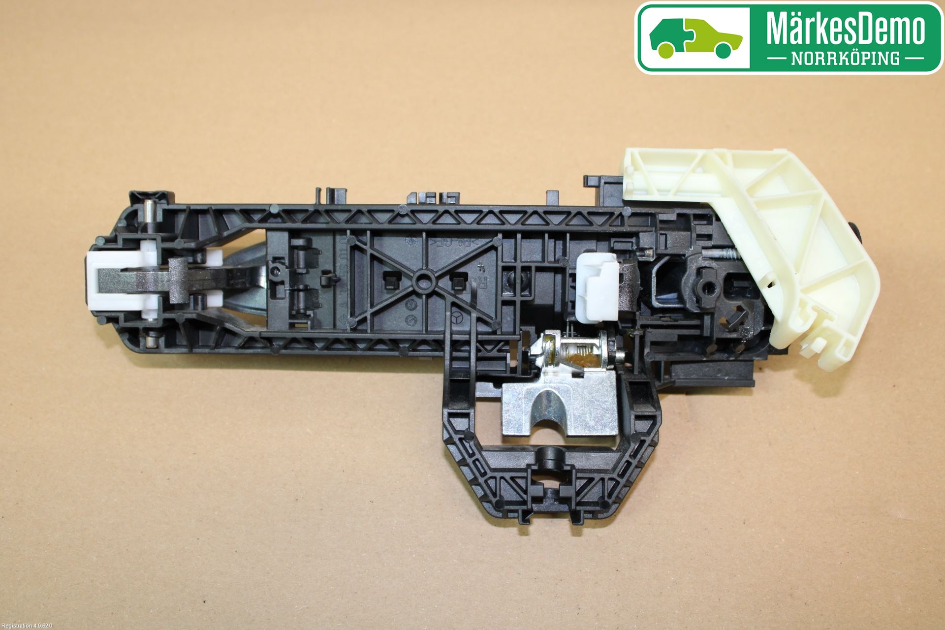 Mercedes-Benz MB E-KLASS (W212) 09-16 Dørhandtak Ytre Høyre