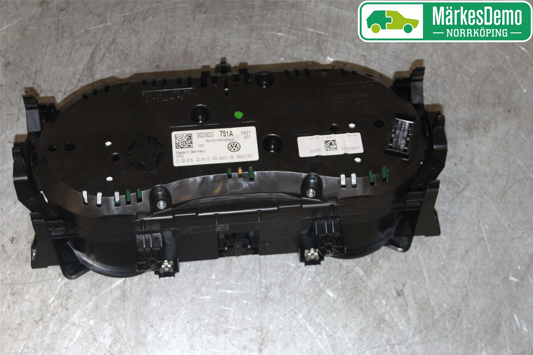 Volkswagen VW PASSAT 15-19 Instr Kombinert