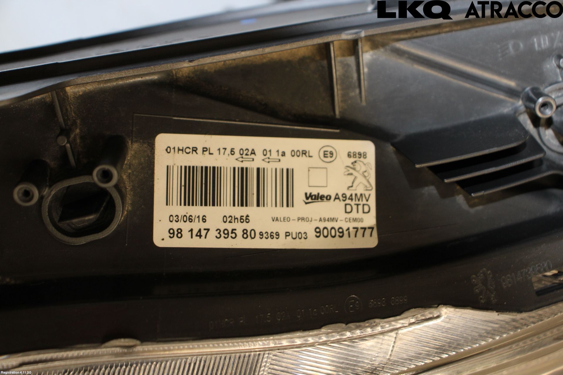 Peugeot 2008 13-20 Frontlykt Høyre