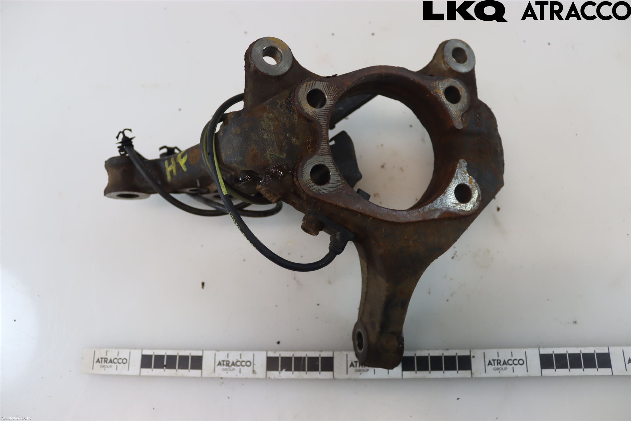 Toyota AVENSIS 09-15 Spindel Hf