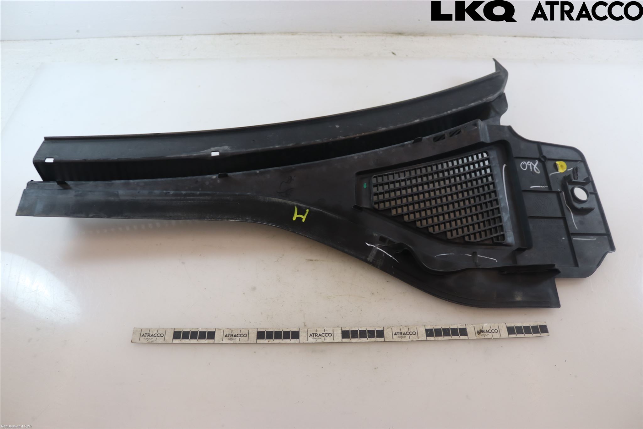 Volkswagen VW JETTA VI 11- Visker Deksel-Grill-Under Frr