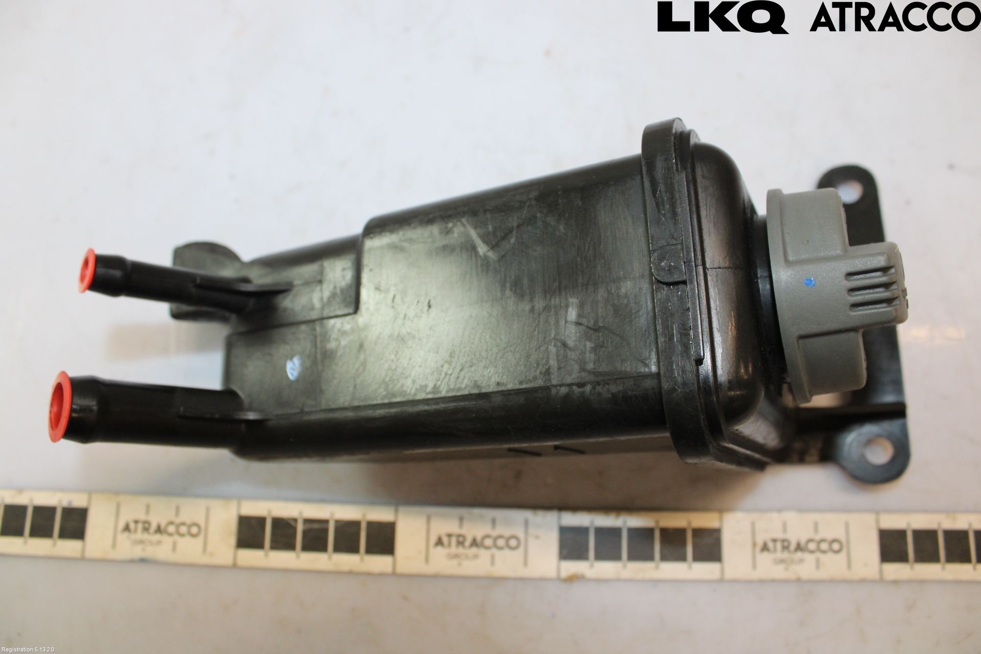Audi A4/S4 05-07 Servo Oljebeholder