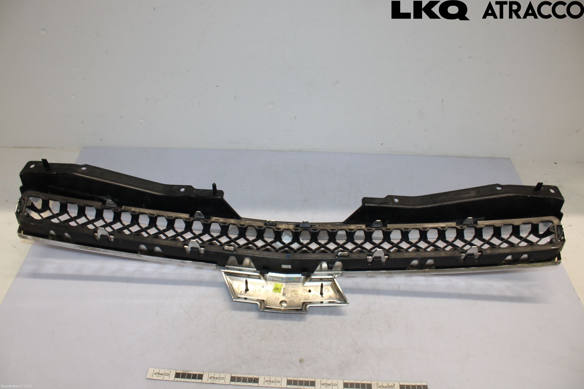 Chevrolet AVALANCHE Grill Komplett