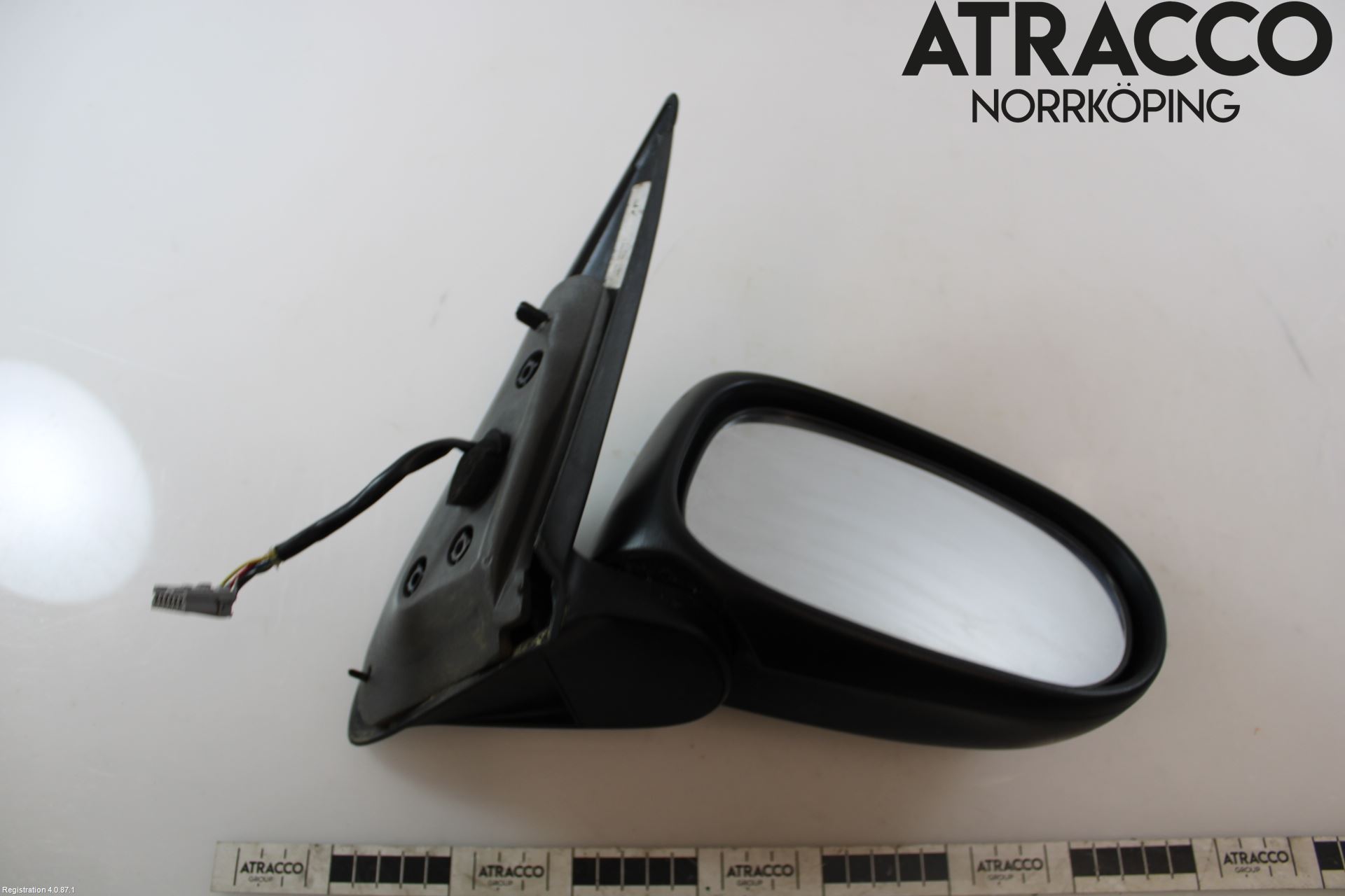 Nissan ALMERA    00-06 Speil H M-El Justering