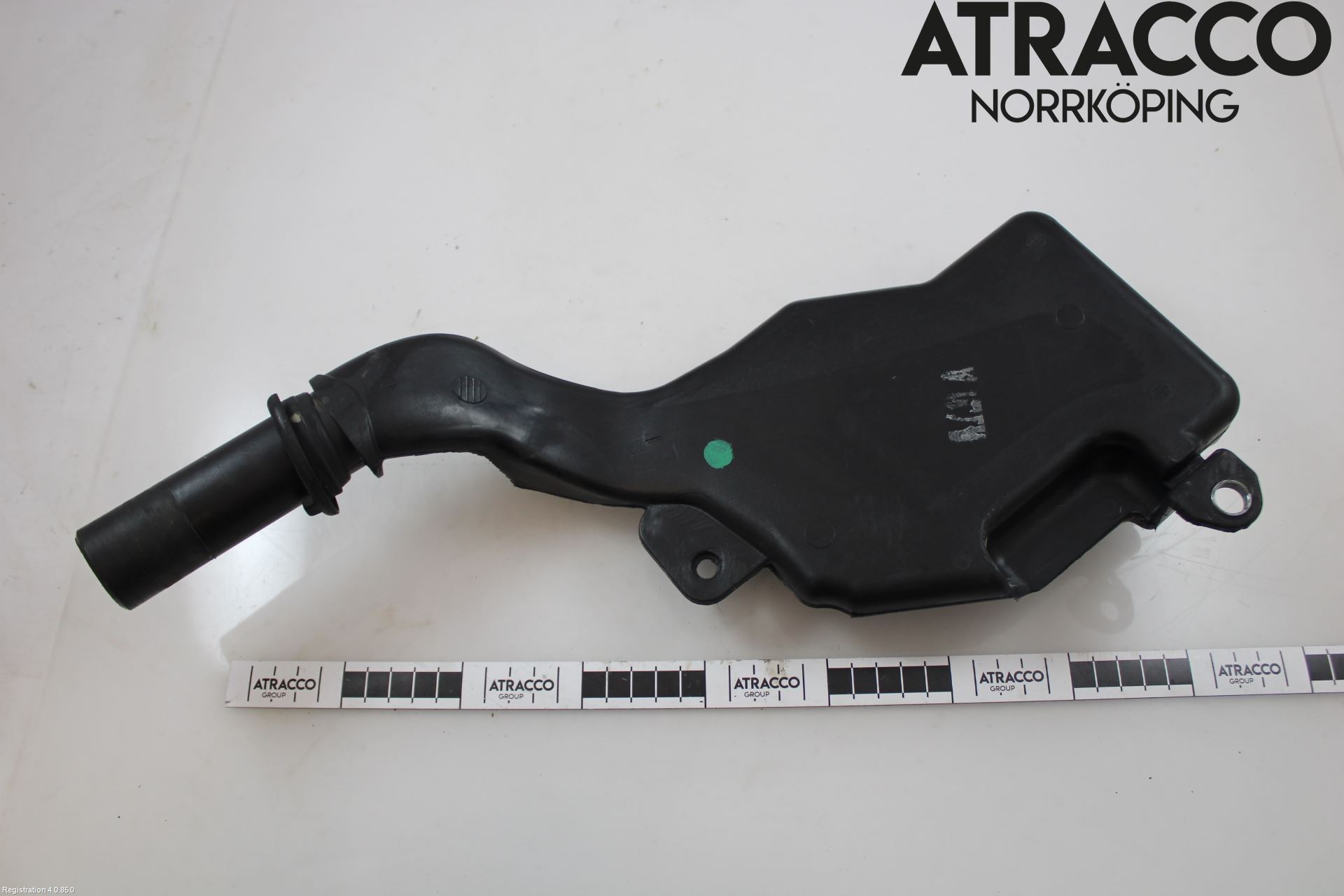 Audi A4/S4 08-11 Påfyllingsrør For Vasketank