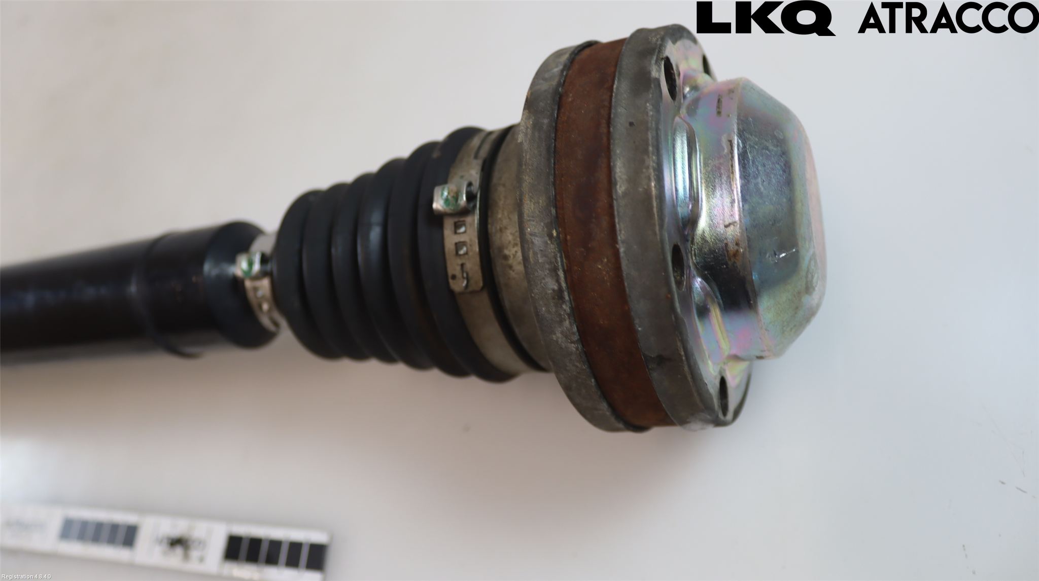 Volkswagen VW PASSAT 11-14 Drivaksel Foran Kompl Høyre