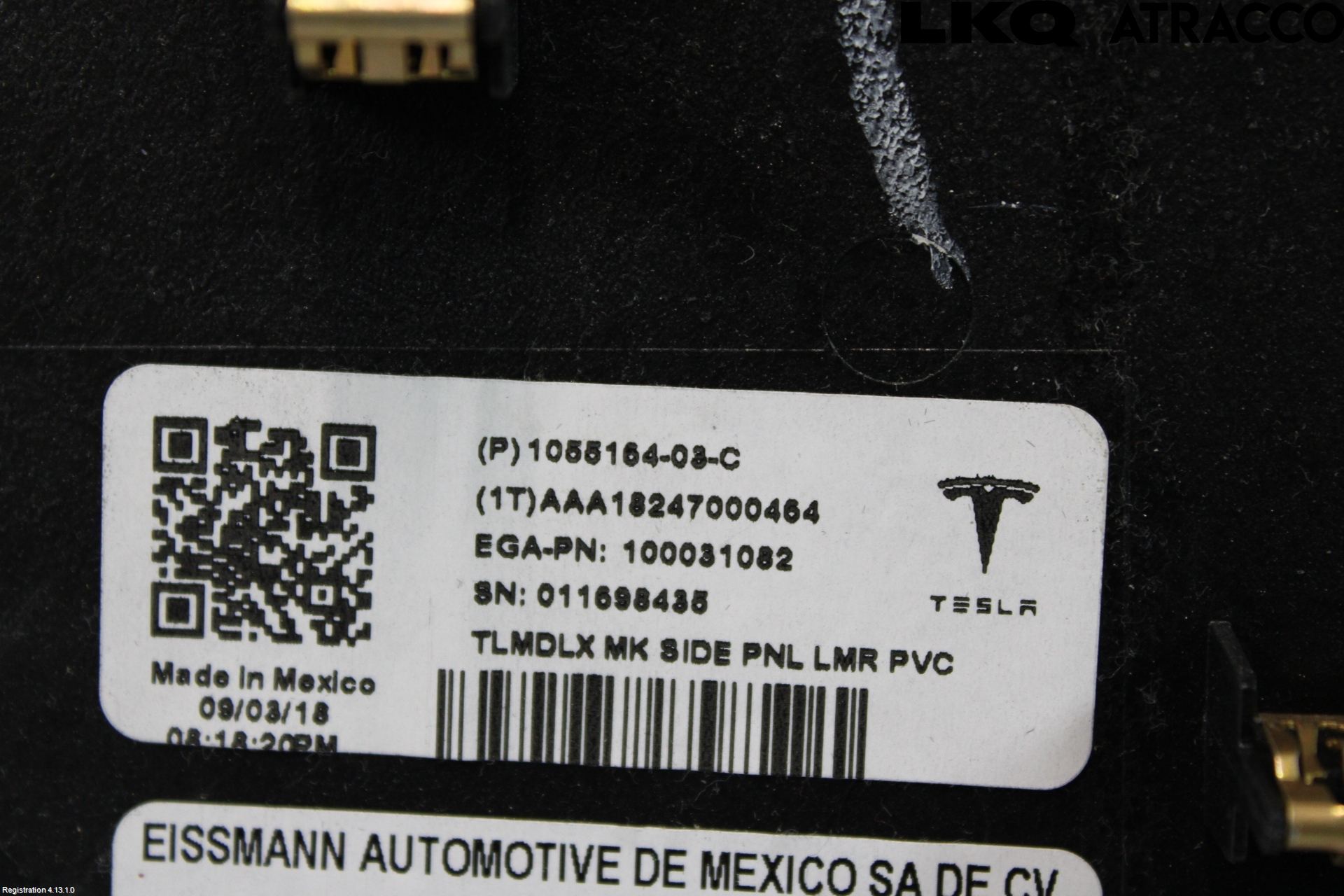 Tesla MODEL X 16- Innr Konsoll-Lomme