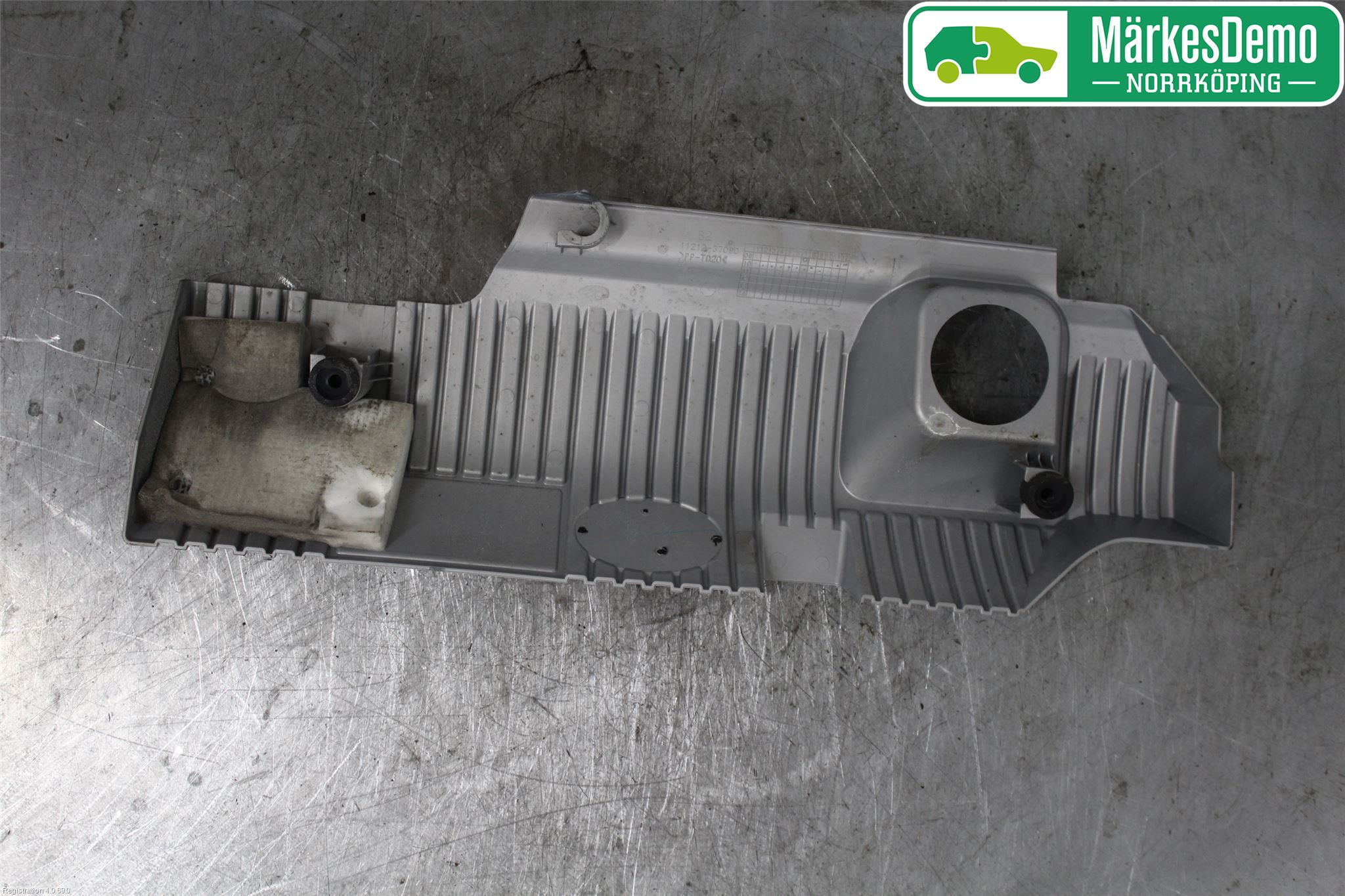 Toyota AURIS 10-12 Motor Deksel Over Motor