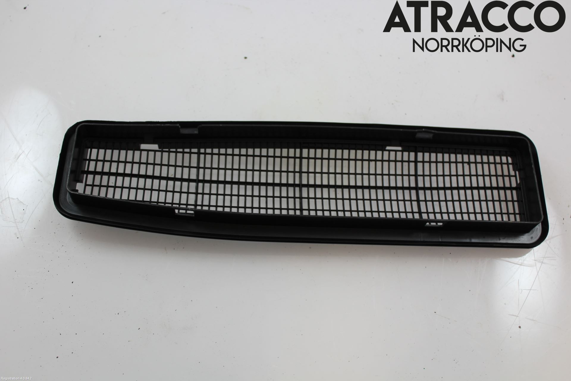 Volkswagen VW ID.4 21- Visker Deksel-Grill-Under Frr
