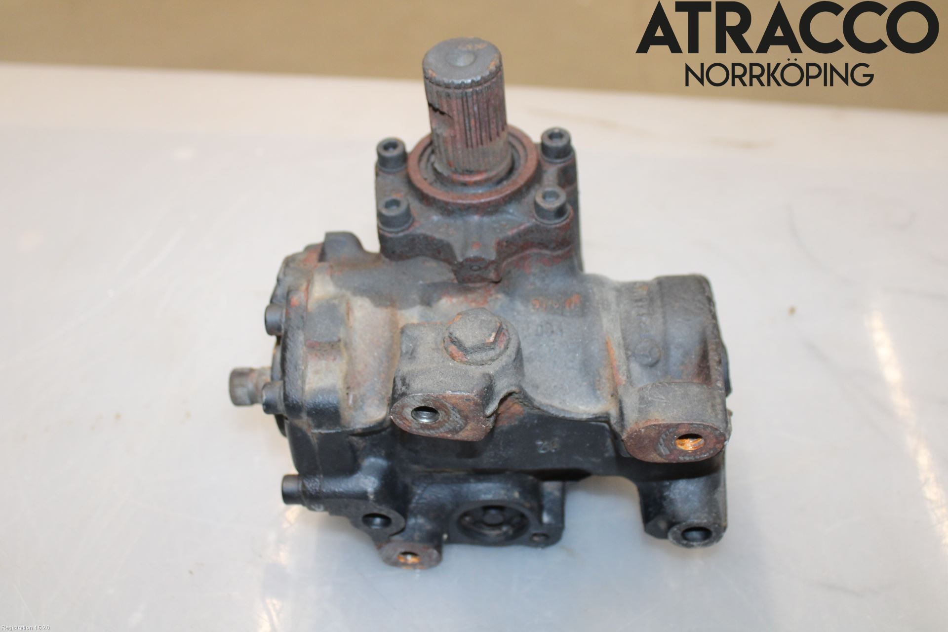 Mercedes-Benz MB 200-500  (W124) 86-96 Servo Snekke - Tannstang