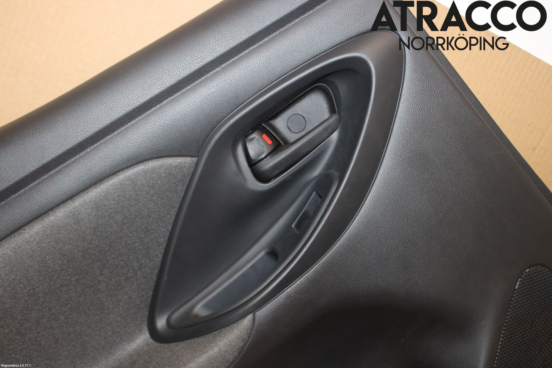 Toyota YARIS XP21 20- Innr Dørtrekk Venstre