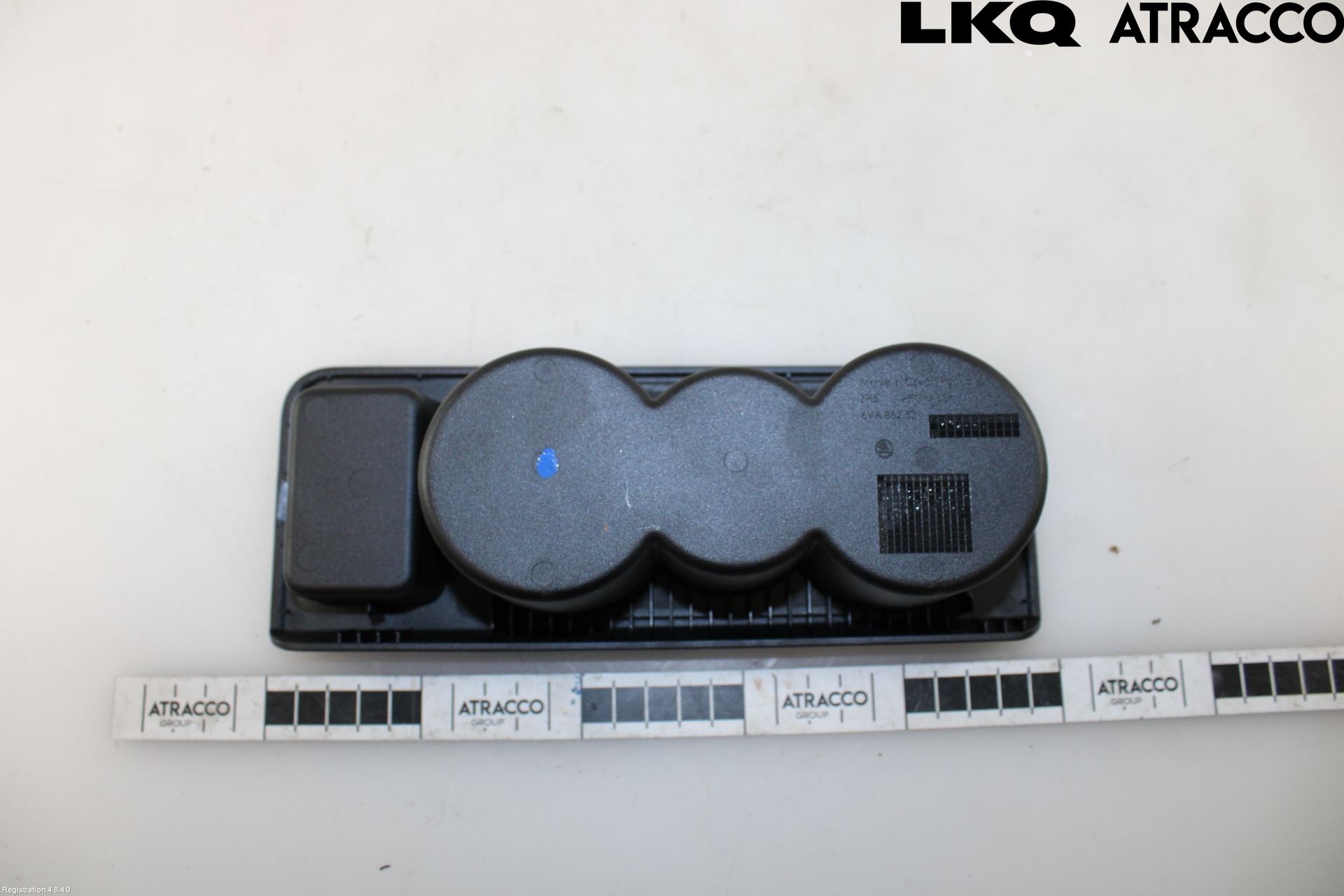 Skoda FABIA 22- Innr Koppholder