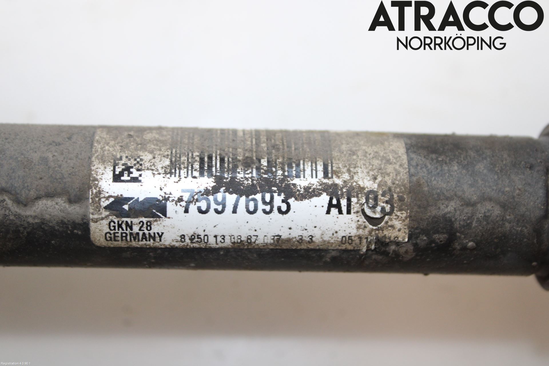 BMW 3 F30/F31/F80 12-19 Drivaksel Foran Kompl Venstre