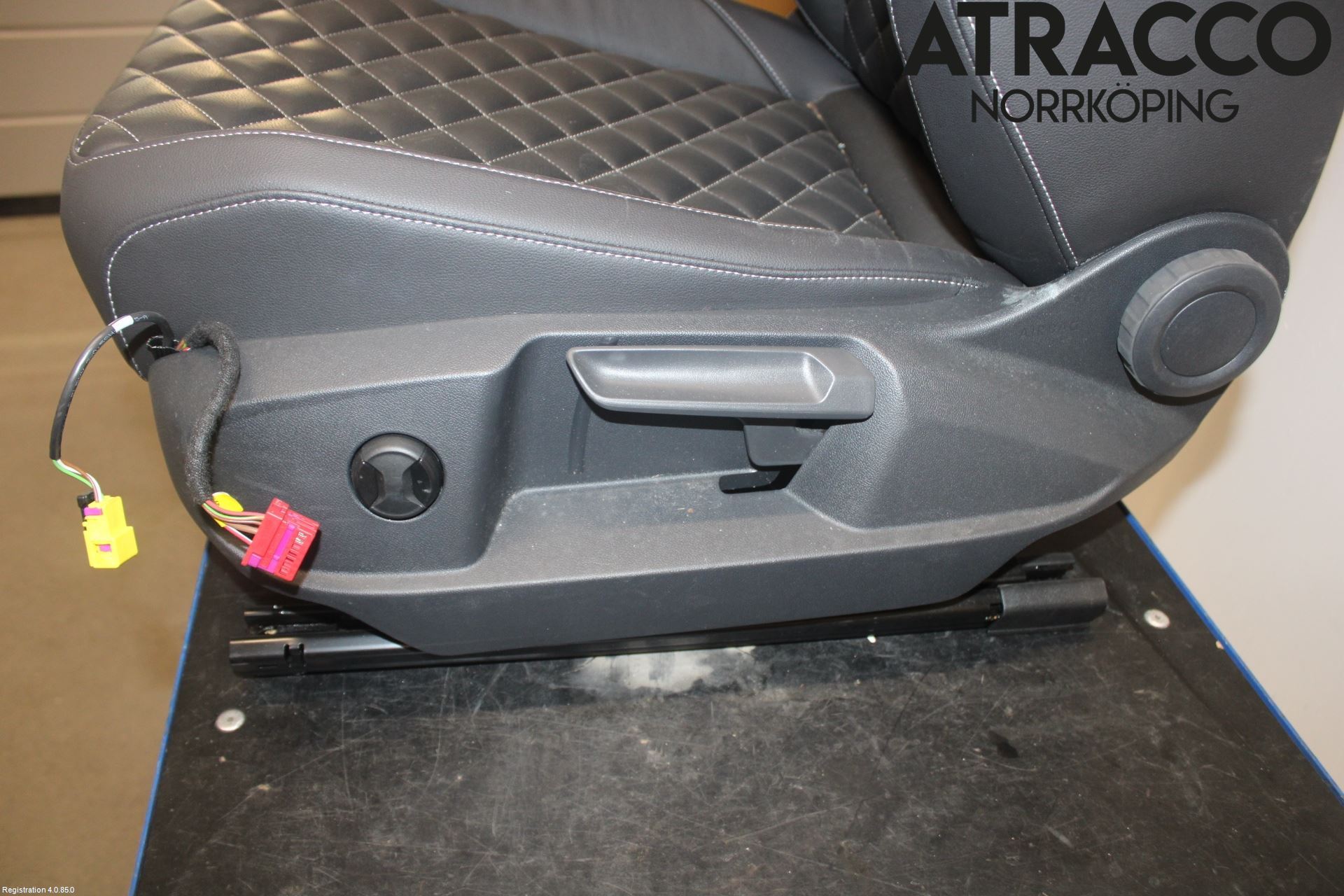 Volkswagen VW T-ROC 18- Innr Sete Foran Venstre