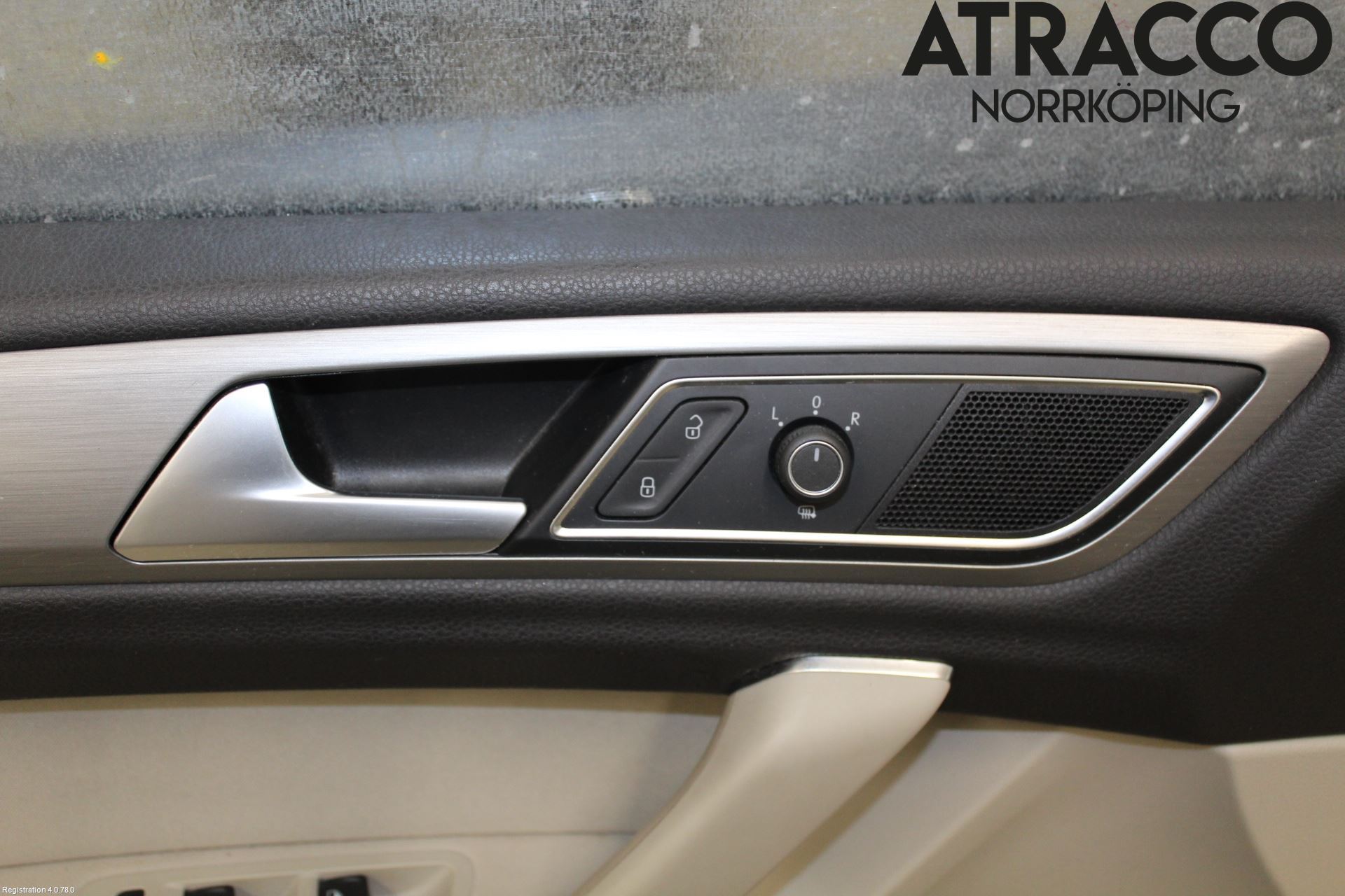 Volkswagen VW GOLF SPORTSVAN 15-20 Innr Dørtrekk Venstre