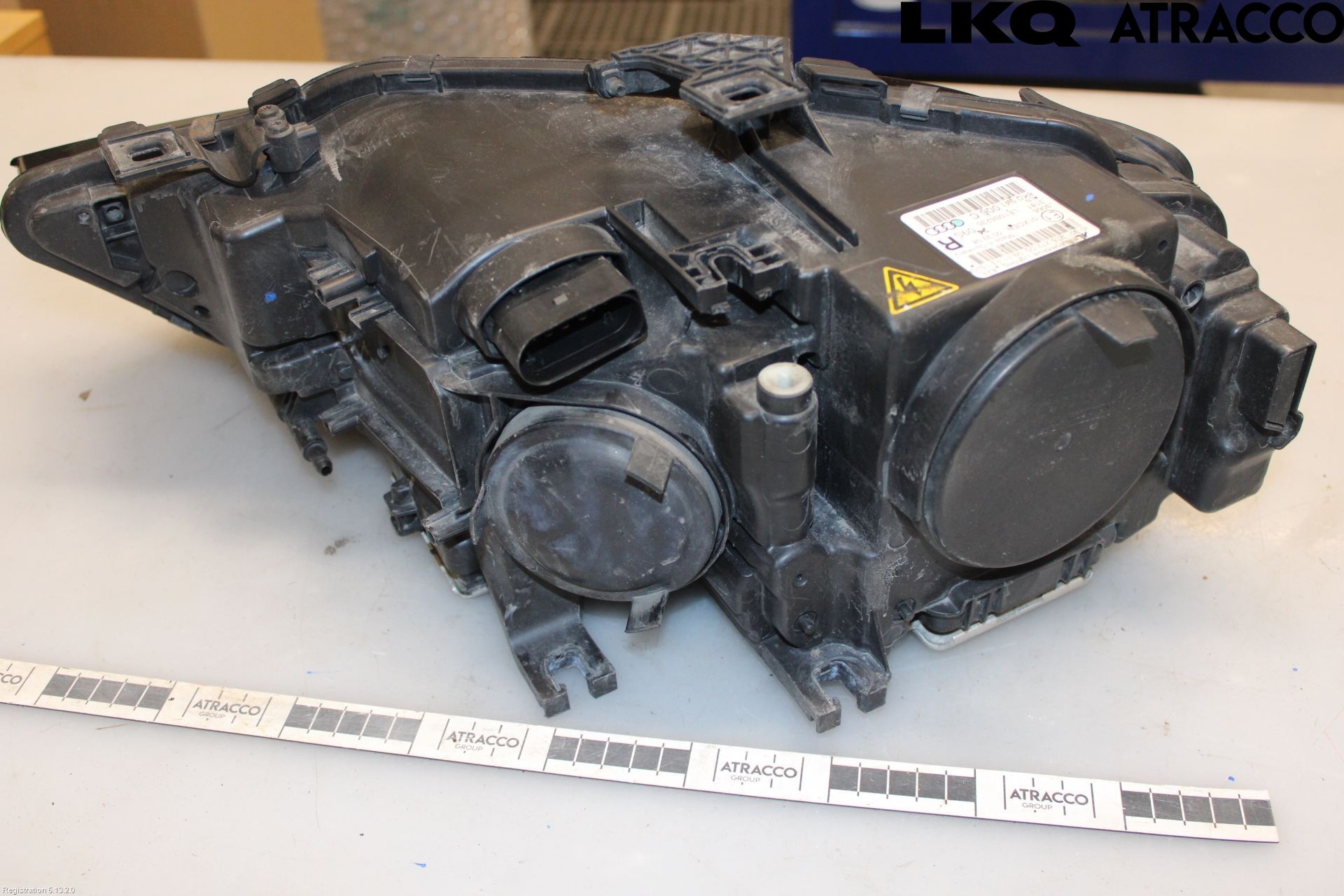 Audi A4 12-15 Frontlykt Høyre