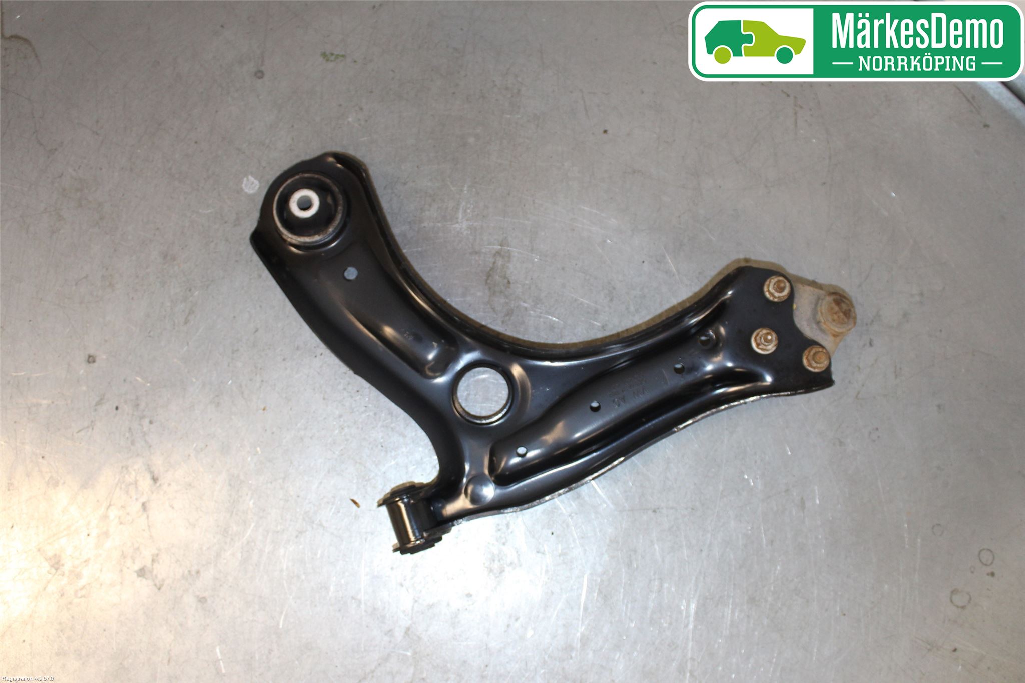 Seat IBIZA IV 08-16 Bærearm Foran Høyre Nedre