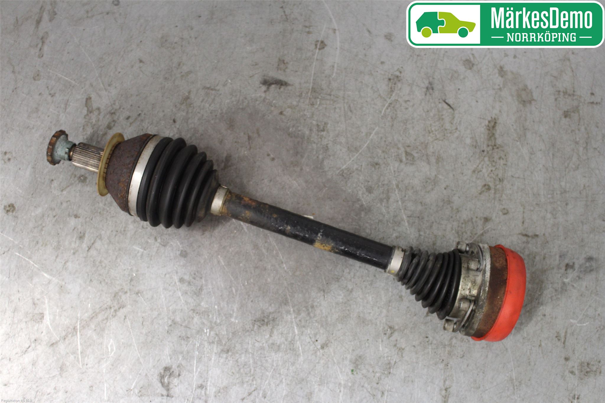 Volkswagen VW POLO 10-17 Drivaksel Foran Kompl Venstre