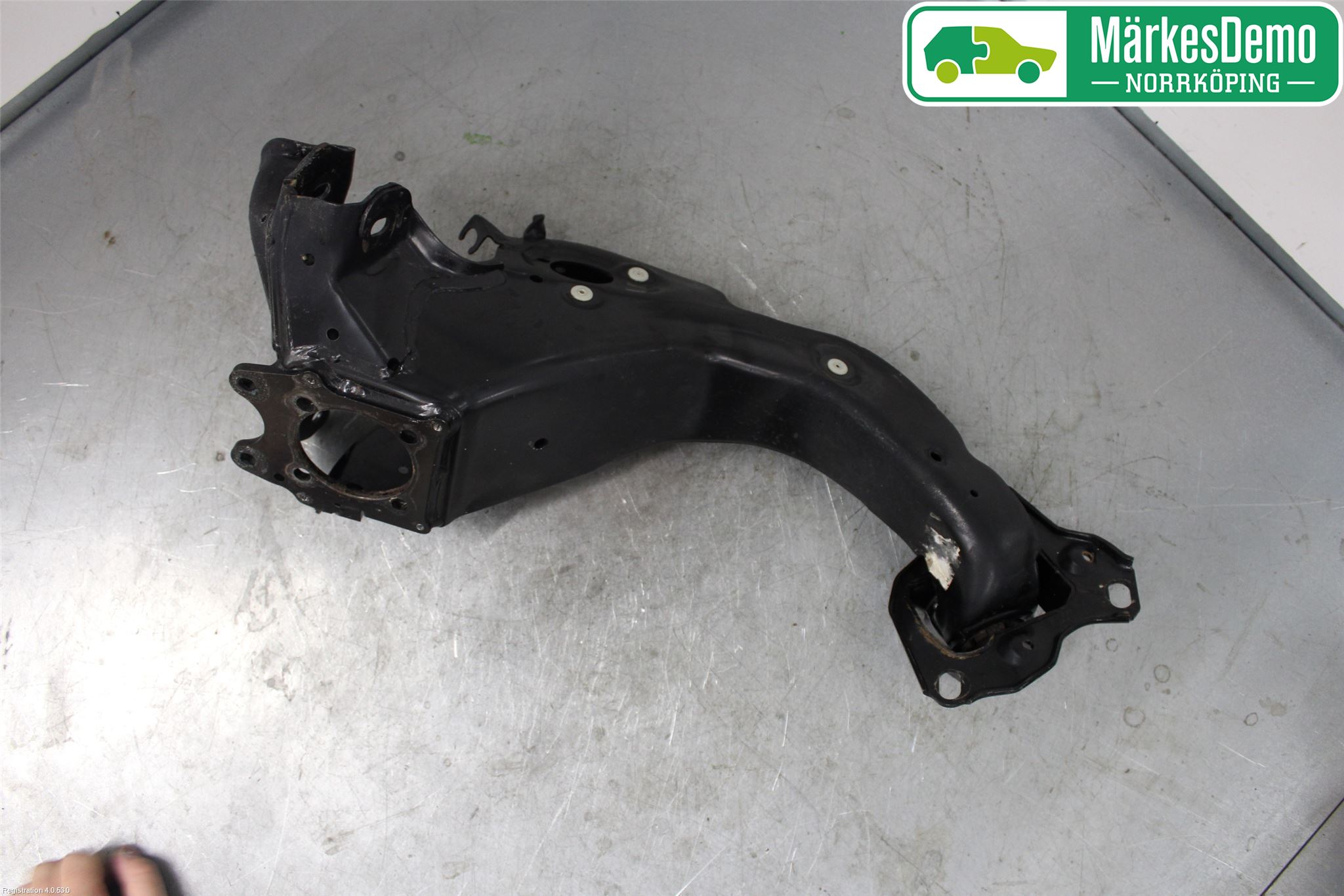 BMW 2 F46 GRAN TOURER 15-22 Spindel Vb