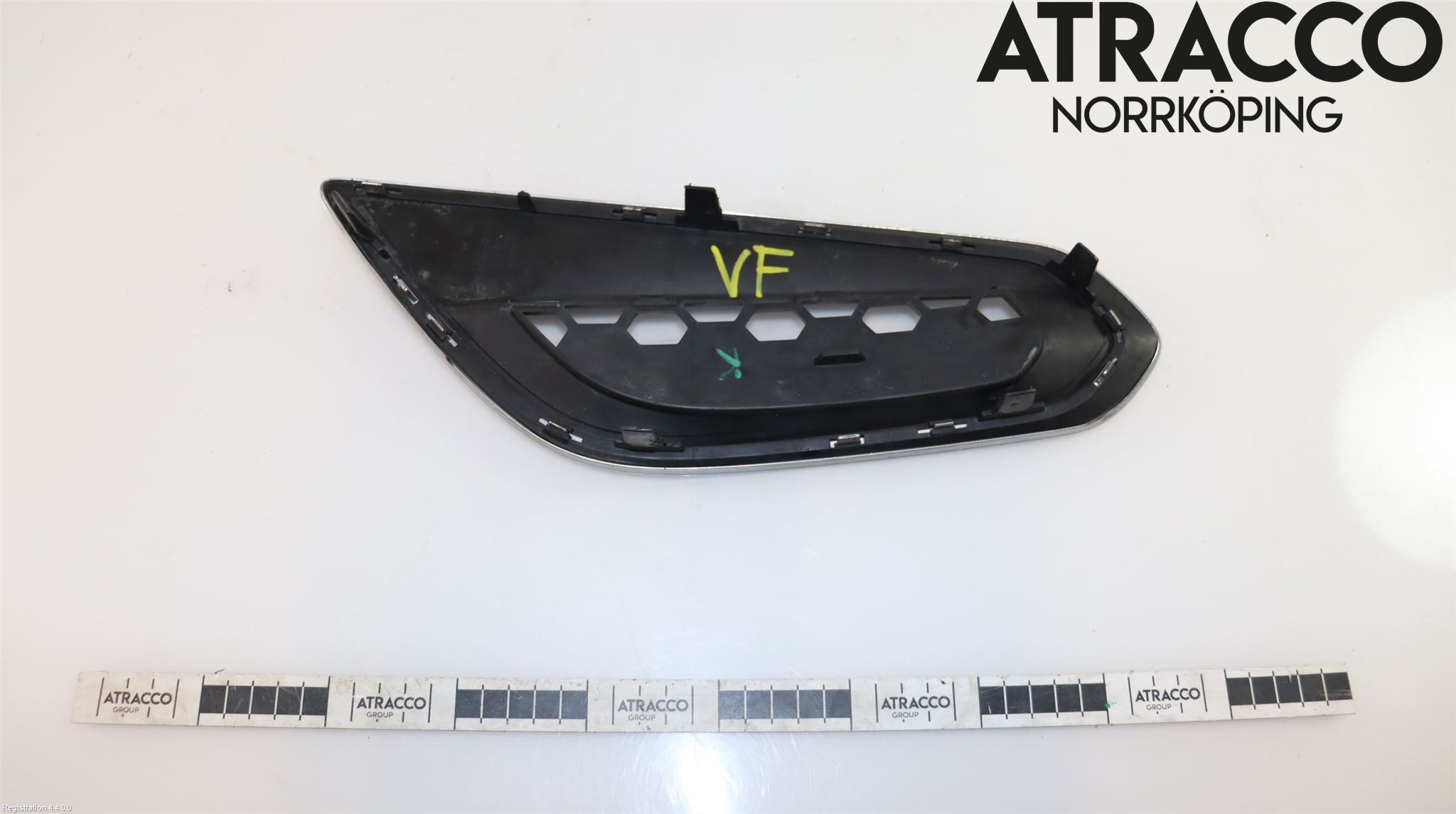 Volvo V60 11-13 Grilldel Venstre