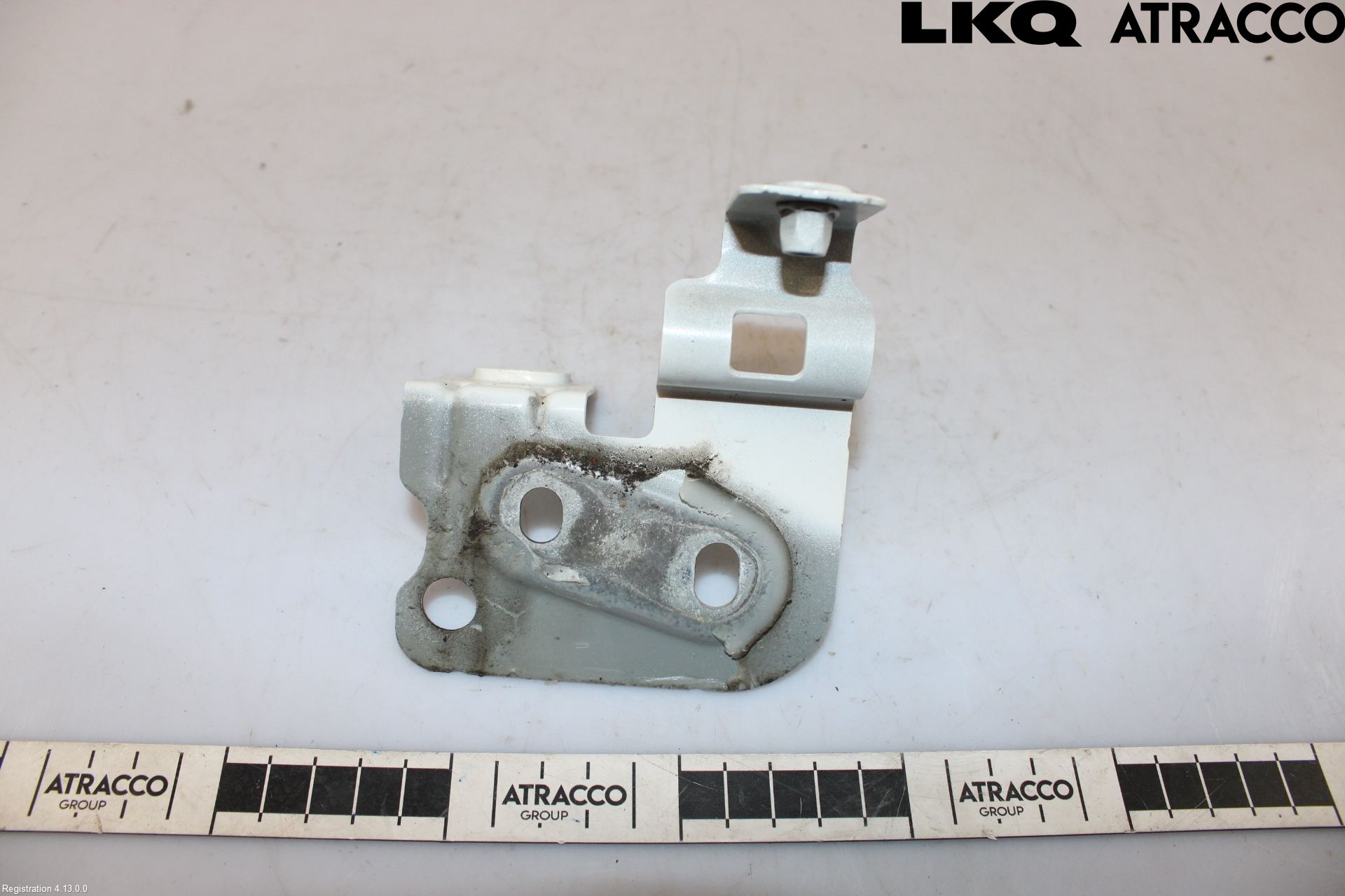 Volkswagen VW TOUAREG CR 18- Frontskjermfeste Venstre