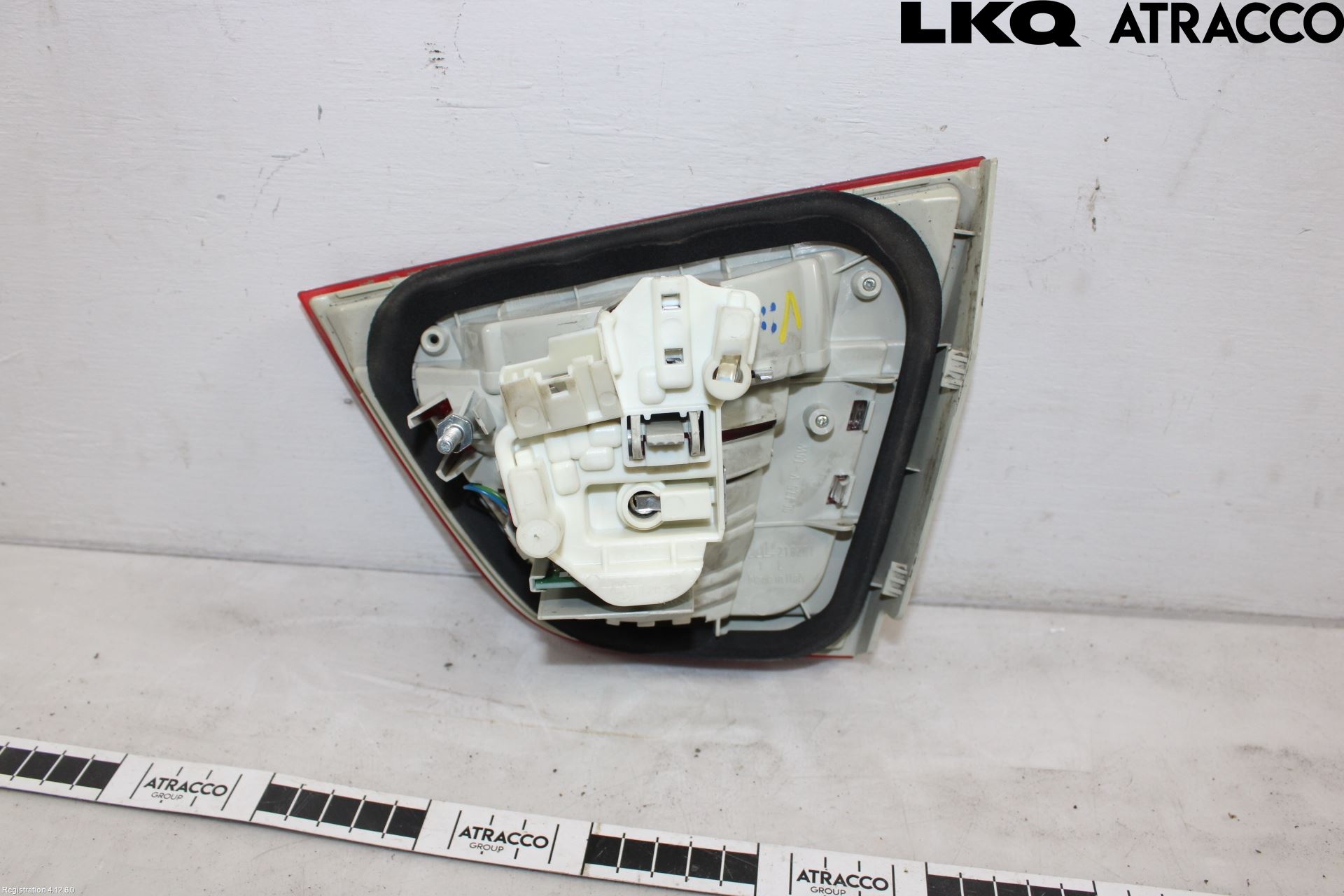 BMW 3 E90/91 SED/TOU 05-12 Baklykt Venstre  På Luke(Indre