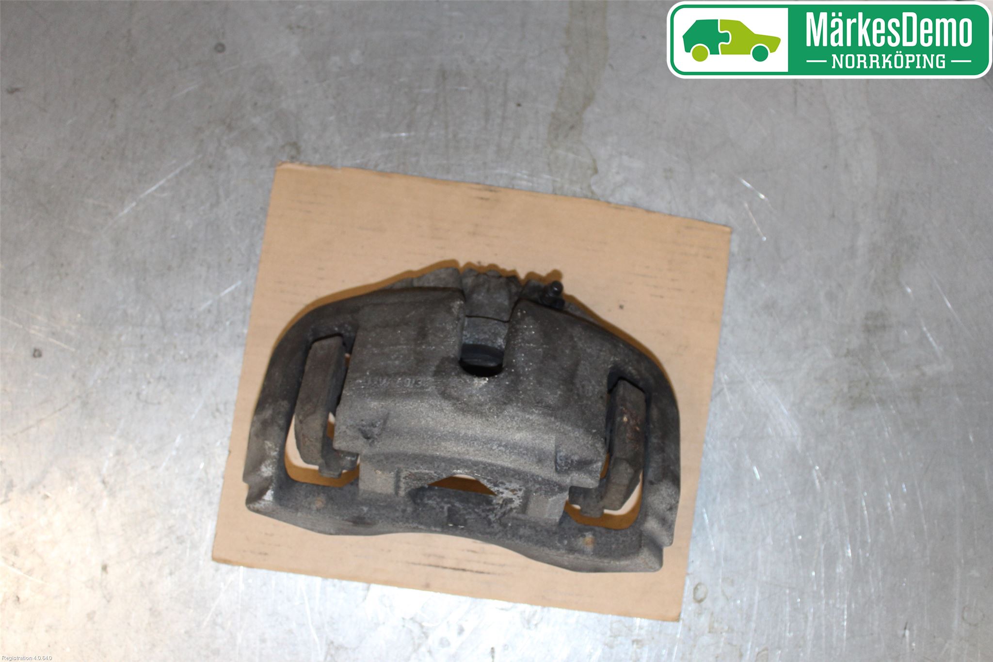 BMW 5 F10/F11/F18 09-17 Bremsecaliper Foran Høyre