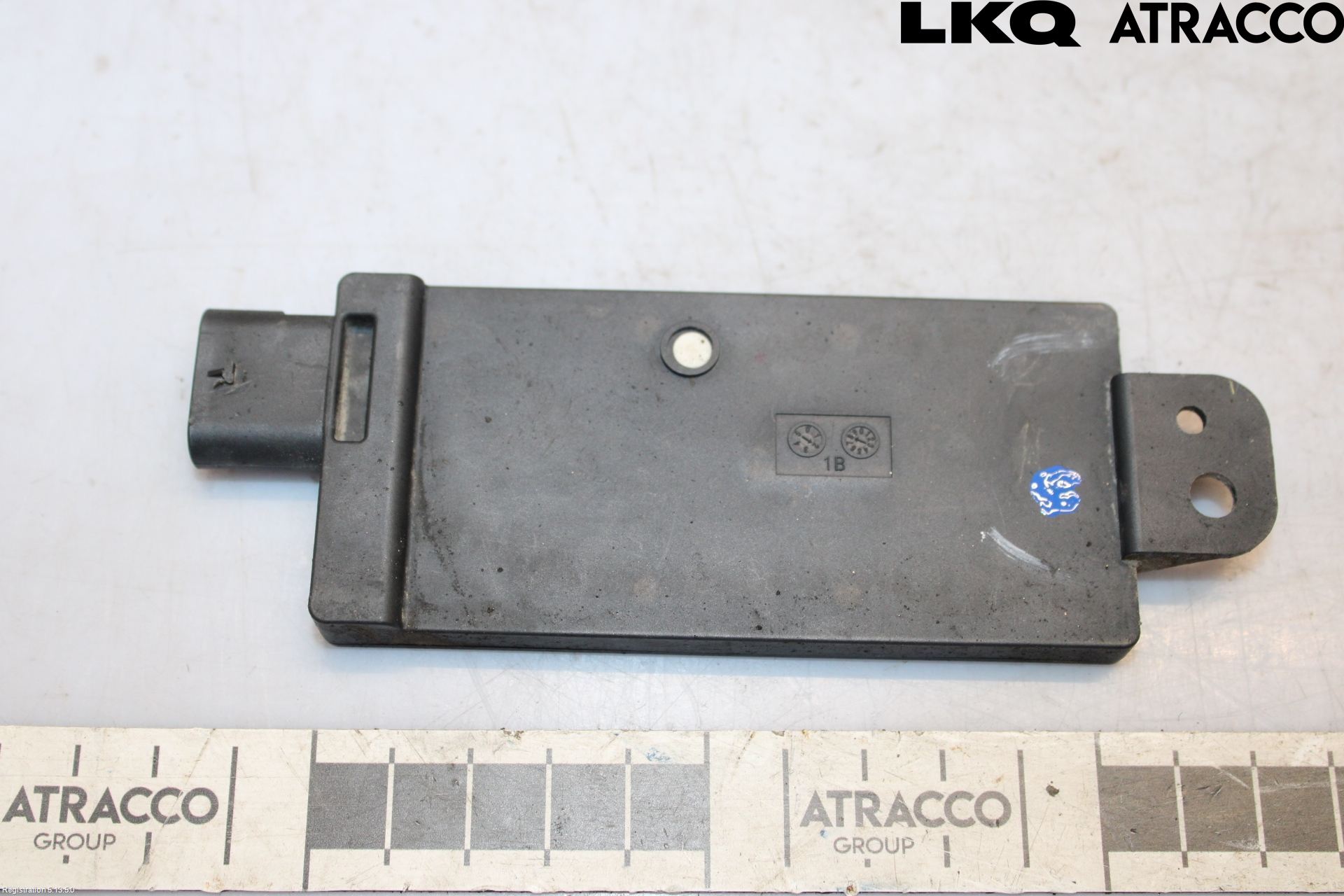 Tesla MODEL 3 17- Stereo Antenne Radio-Tv