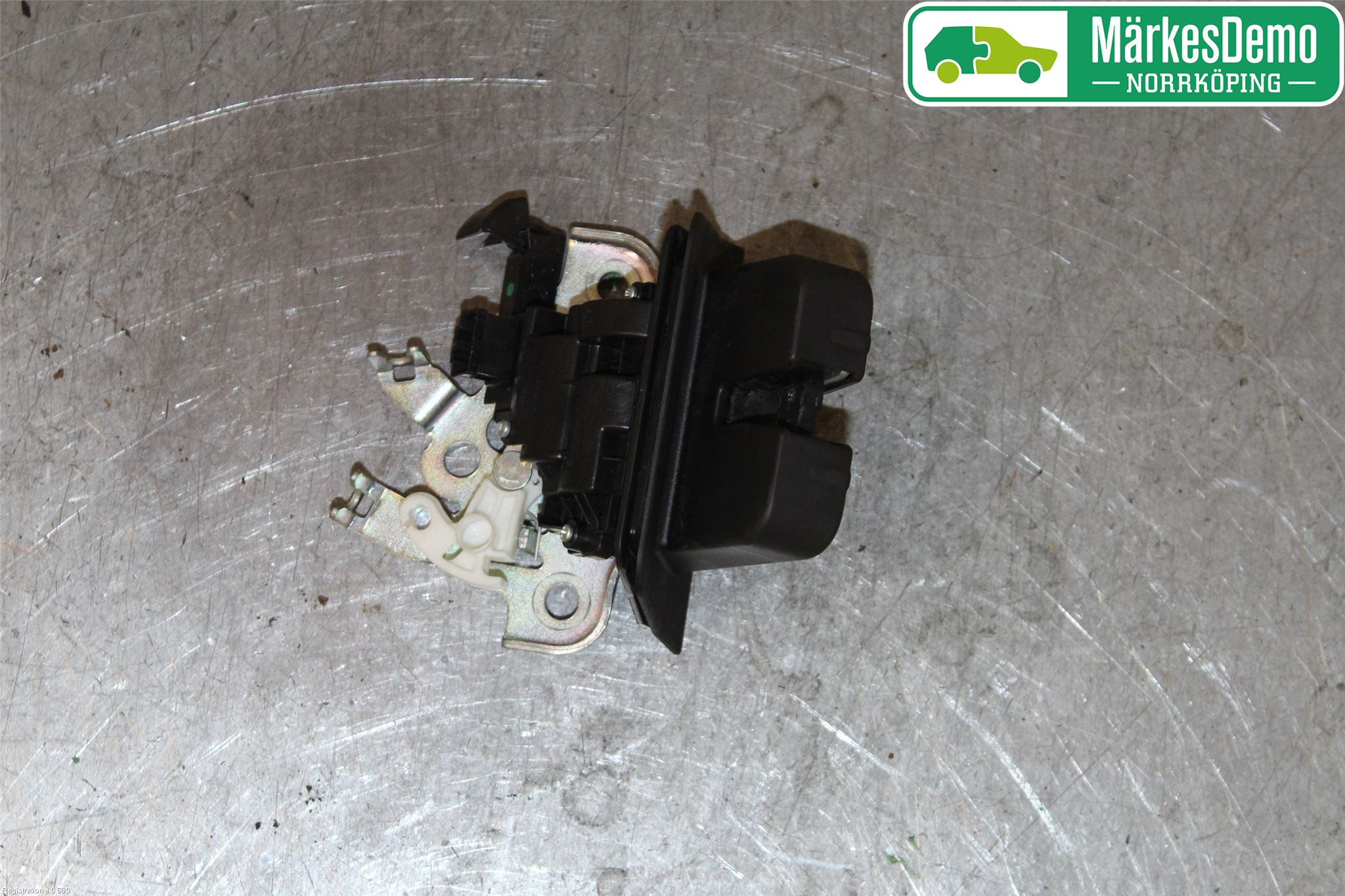 Audi A3/S3 8V 13-20 Bakluke-Lokk Låsekasse