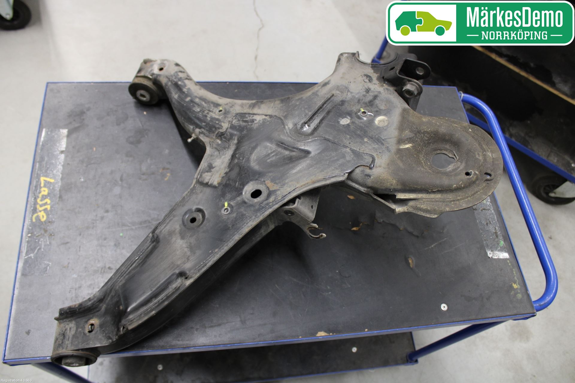 Mercedes-Benz MB VITO/V-KLASS (W640,W447,W448) 14- Bærearm Bak Venstre