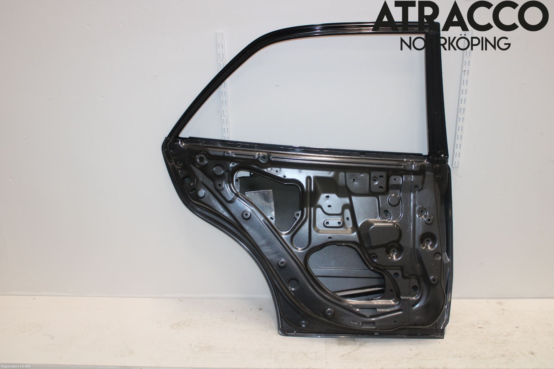 Lexus IS 200/300   99-05 Dør 4D Bak Venstre