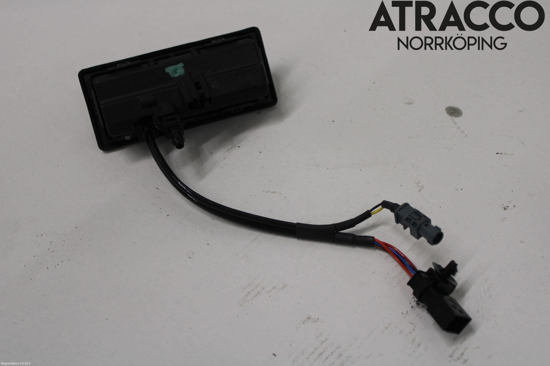 Volkswagen VW TIGUAN 16-24 Bakluke Handtak Ytre