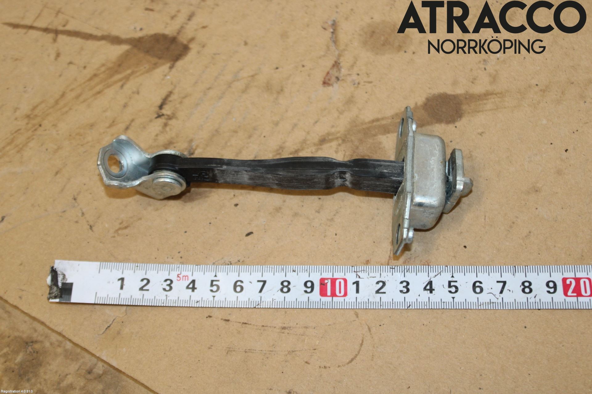 Toyota VERSO-S 11-16 Dørstopper