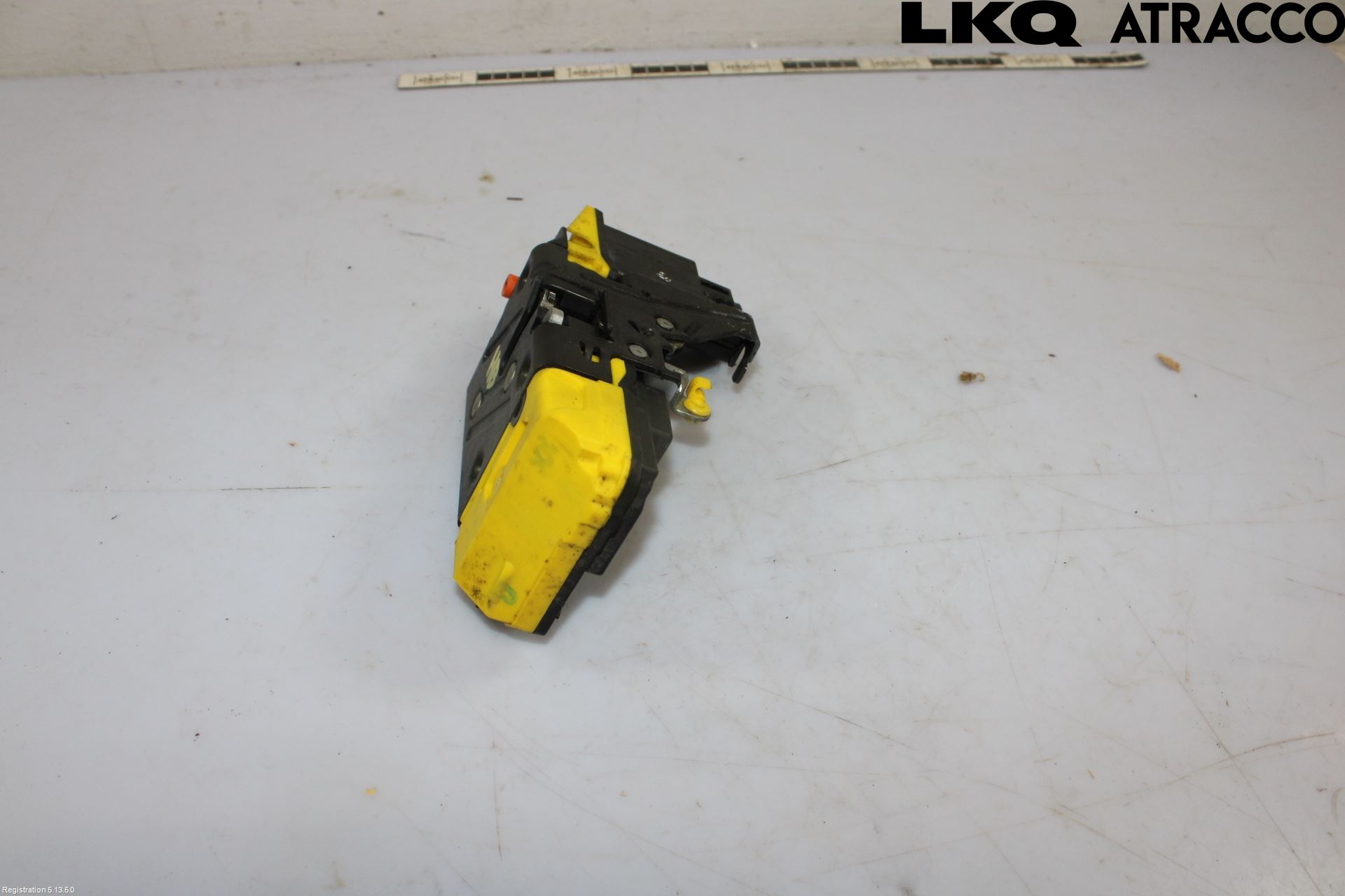 Volvo V70 00-04 Dørlås - Låsekasse