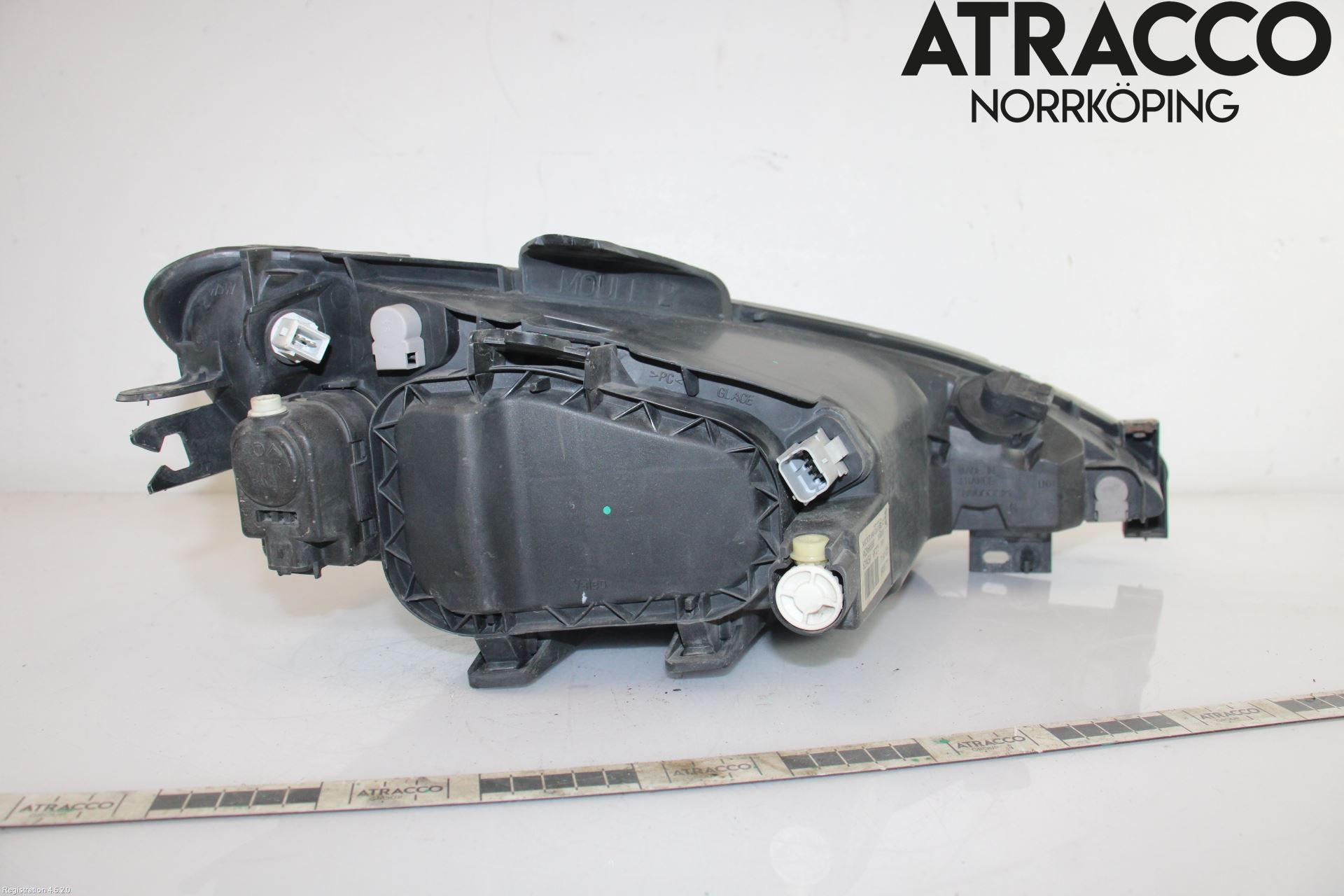 Peugeot 206 98-09 Frontlykt Venstre