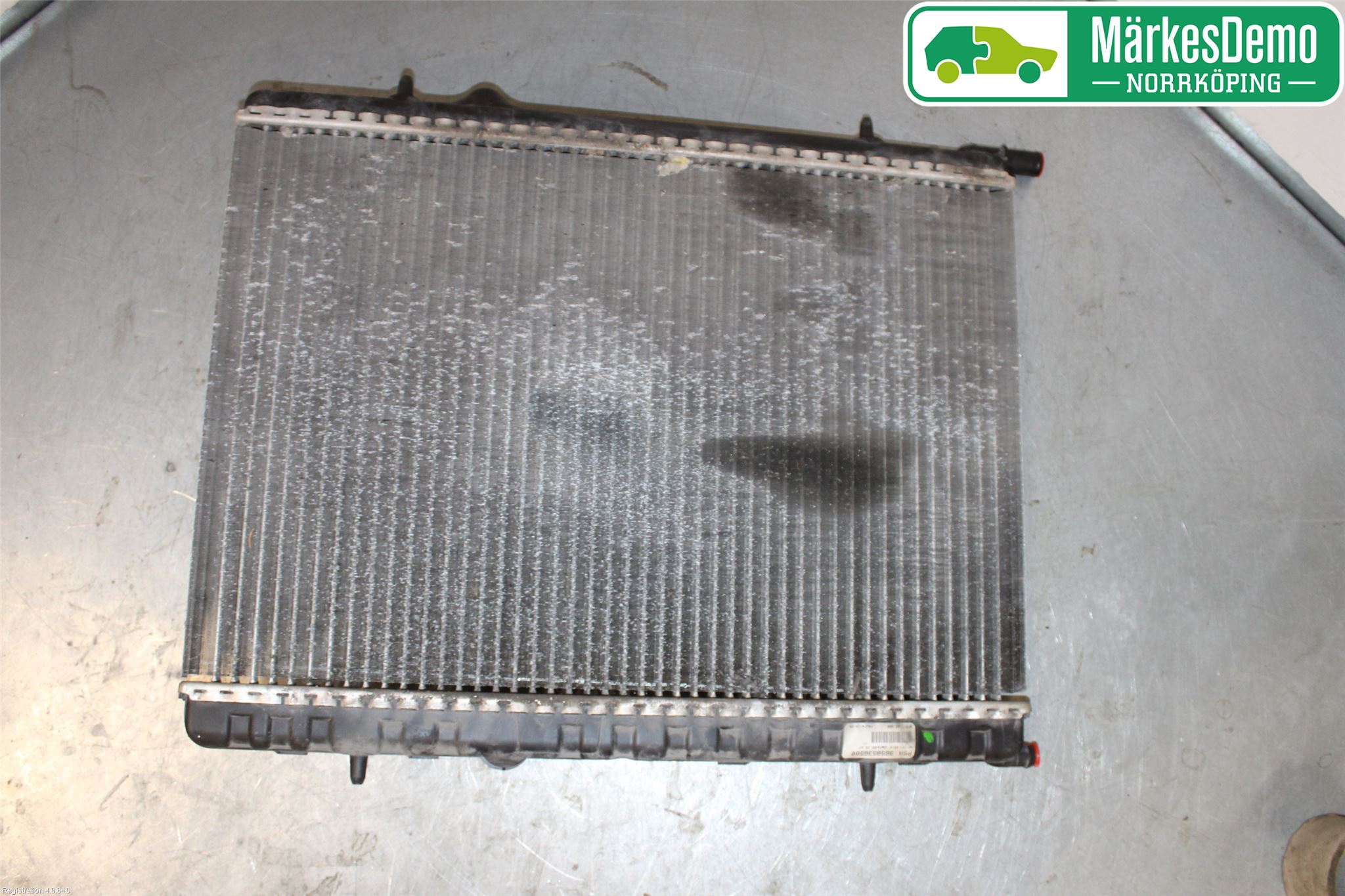 Peugeot 307     05-08 Radiator Manuell
