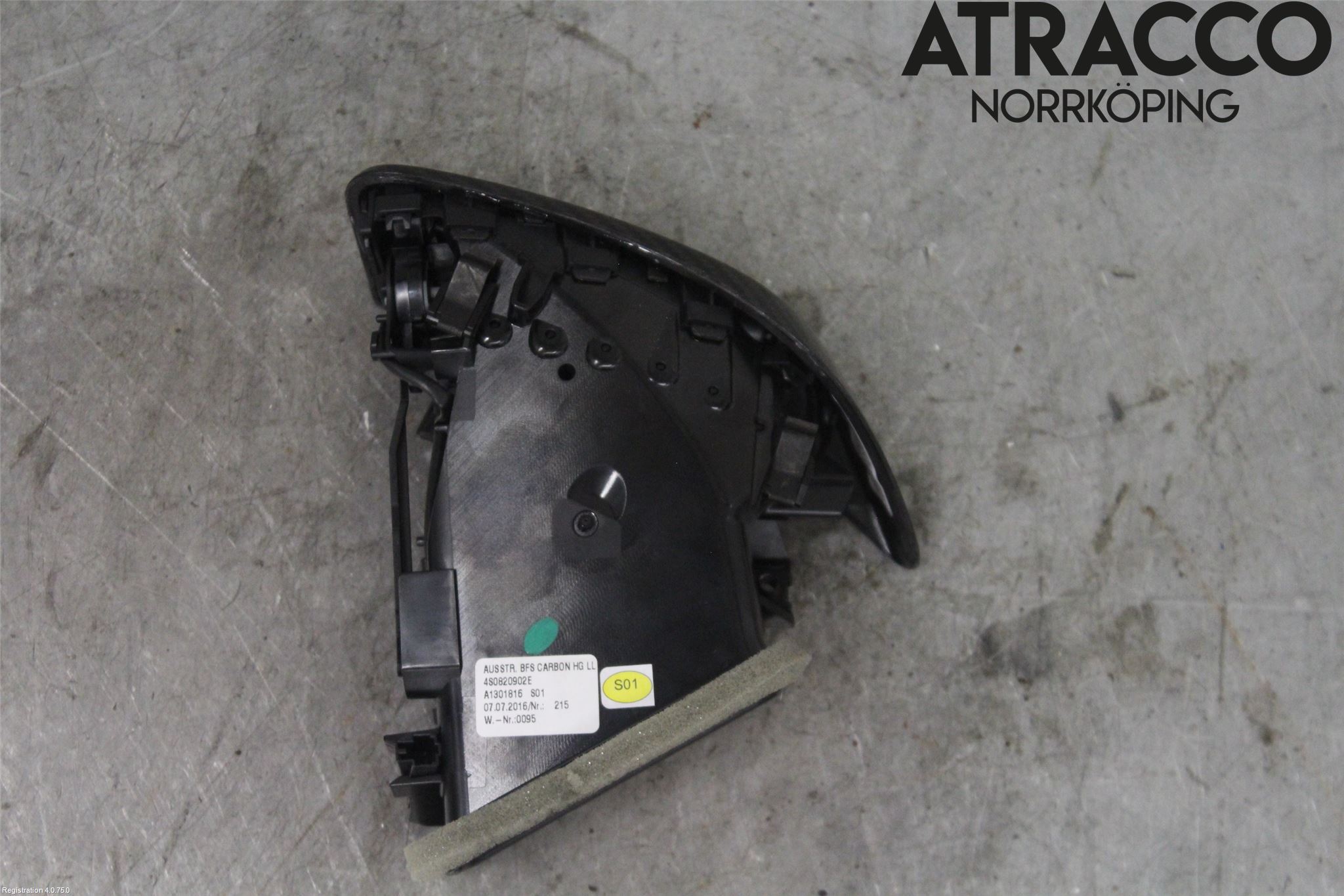 Audi R8 Dashbord Kanal - Dyse
