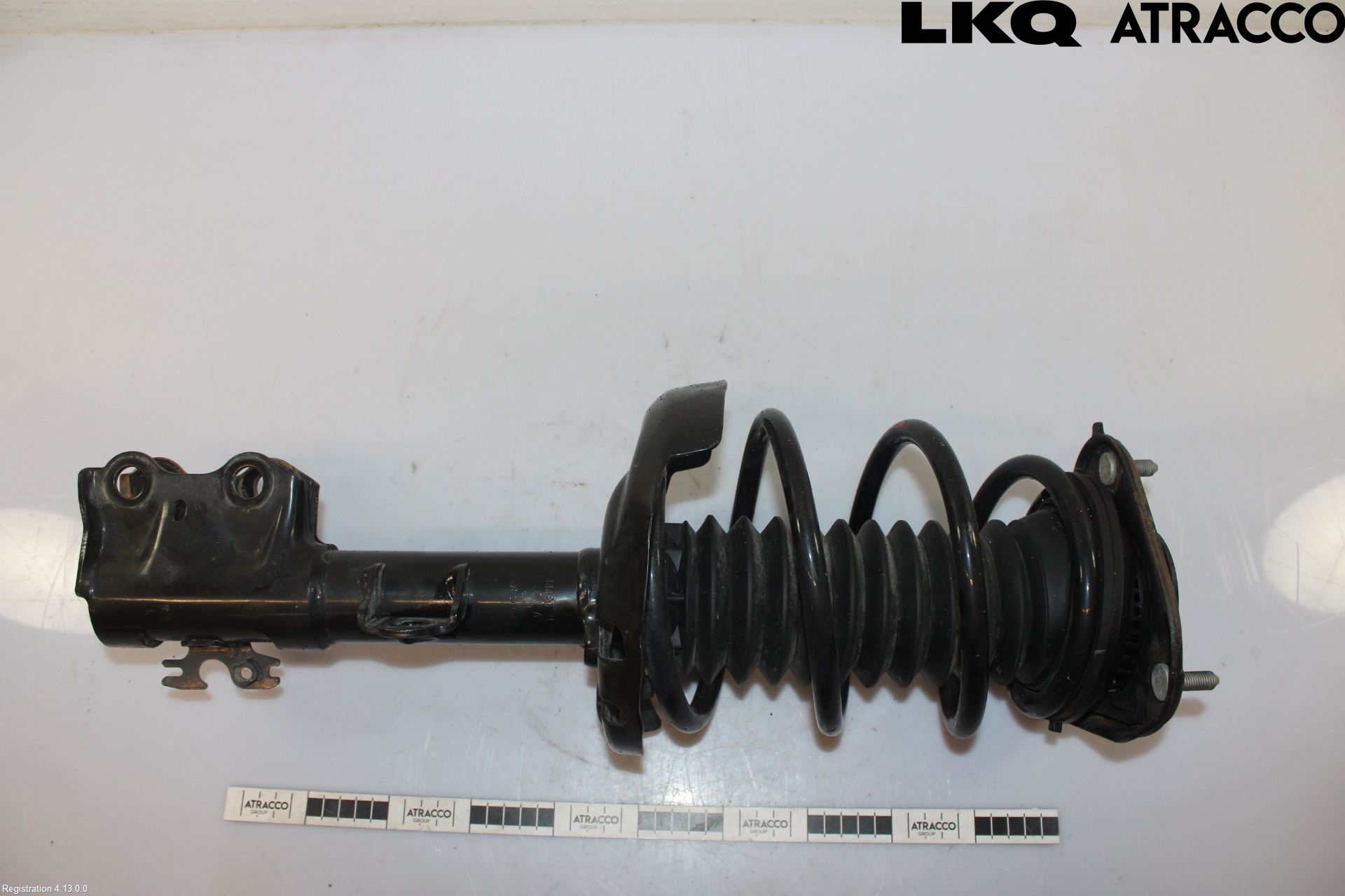 Toyota COROLLA CROSS XG10 22- Fjærbein Foran Høyre