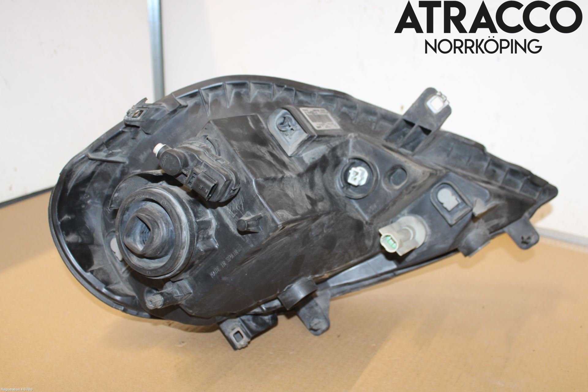Renault TRAFIC   02-14 Frontlykt Venstre